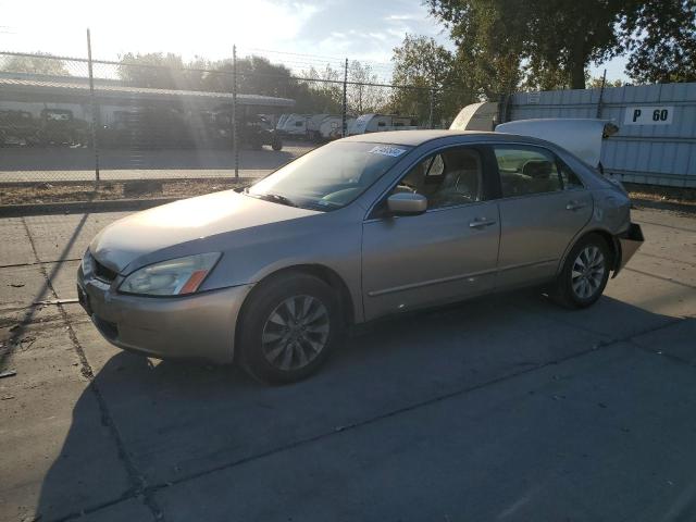 HONDA ACCORD LX 2004 jhmcm56384c037266