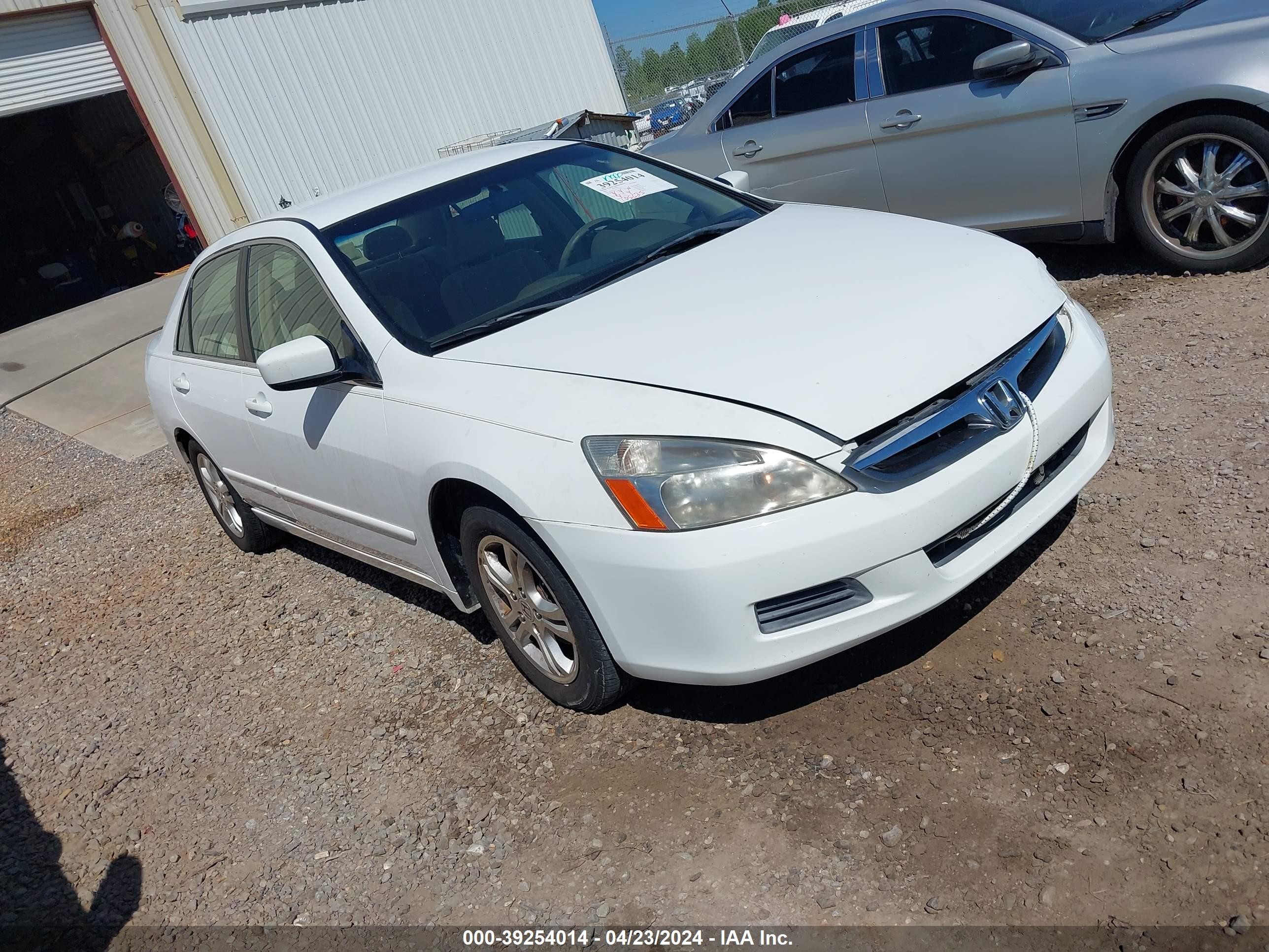 HONDA ACCORD 2007 jhmcm56397c022084