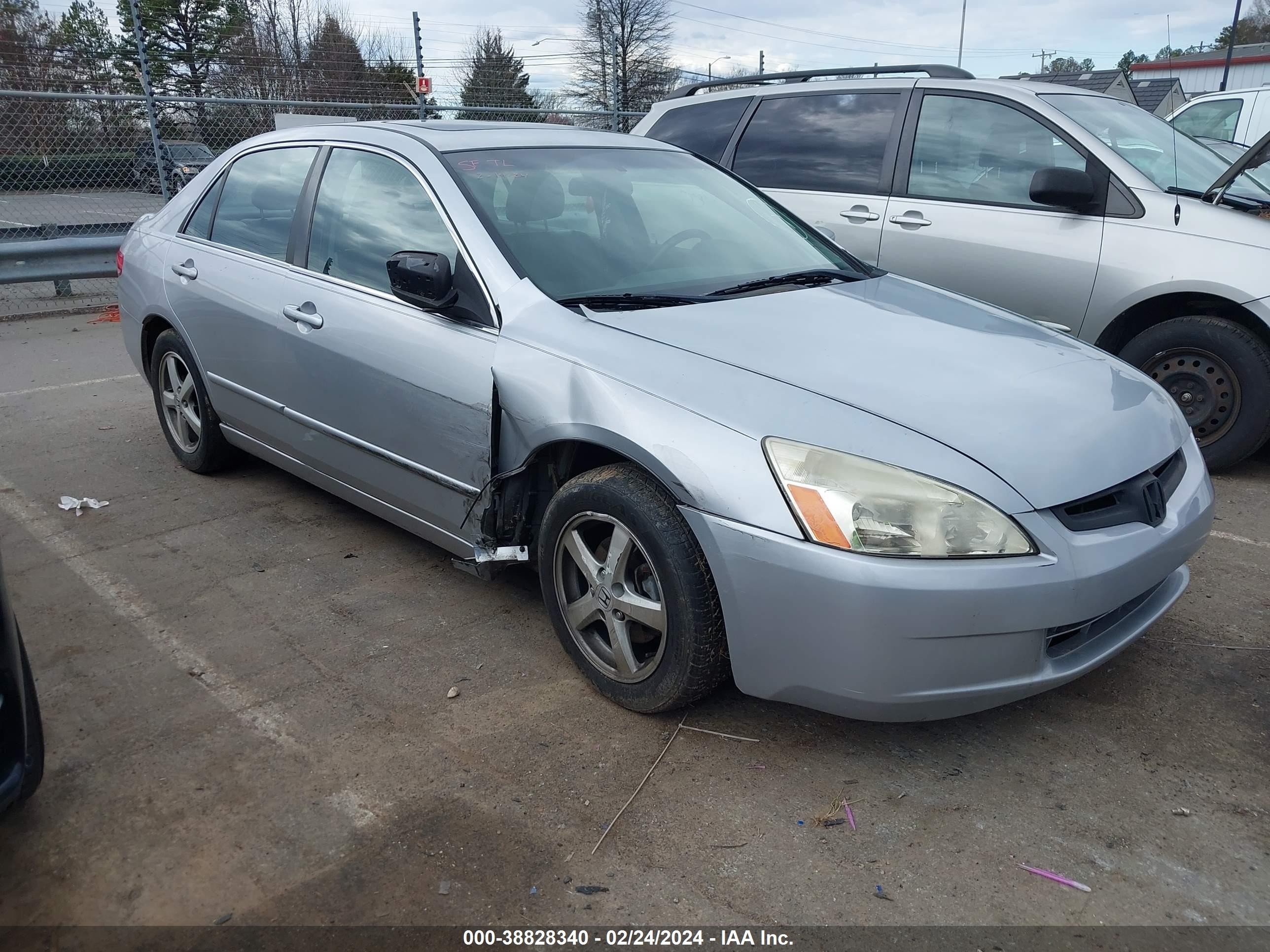 HONDA ACCORD 2003 jhmcm56643c000210