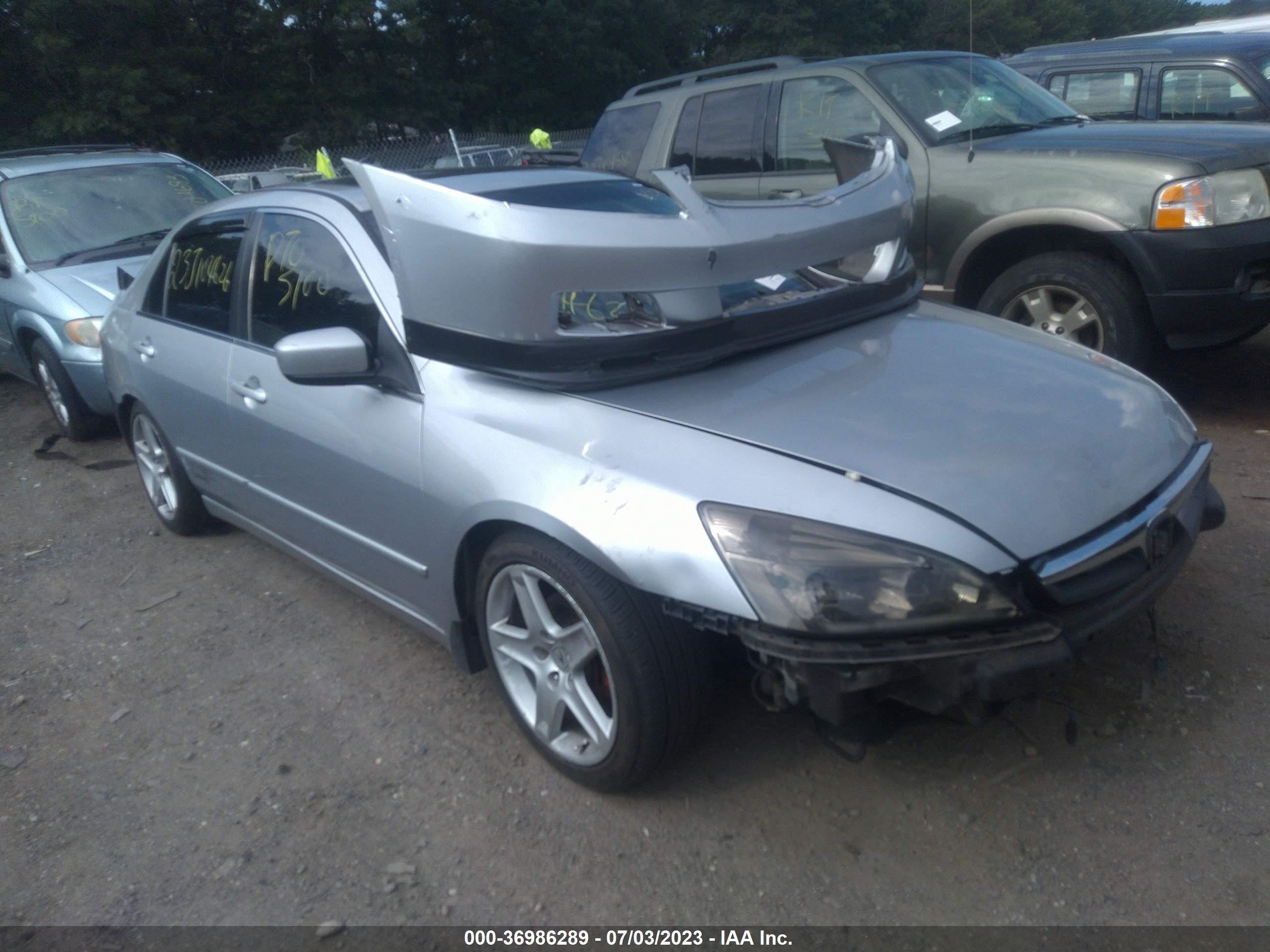 HONDA ACCORD 2003 jhmcm56673c059025