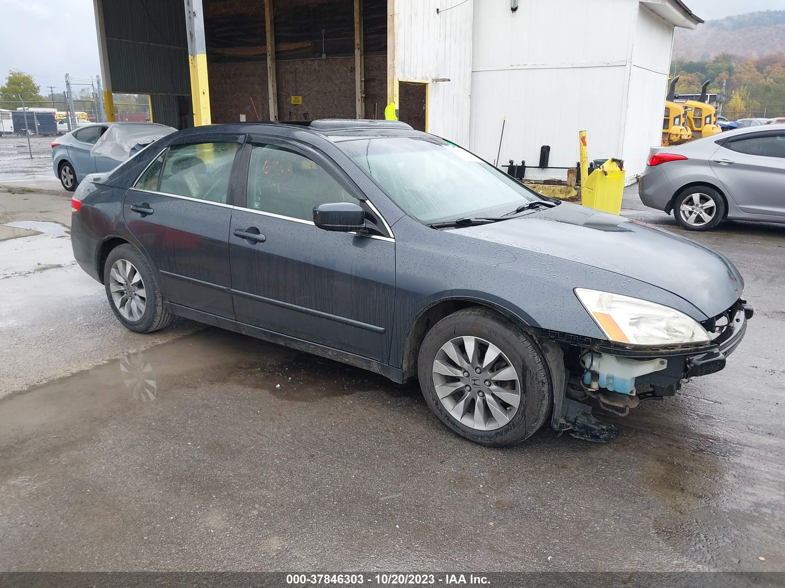 HONDA ACCORD 2003 jhmcm56753c055824