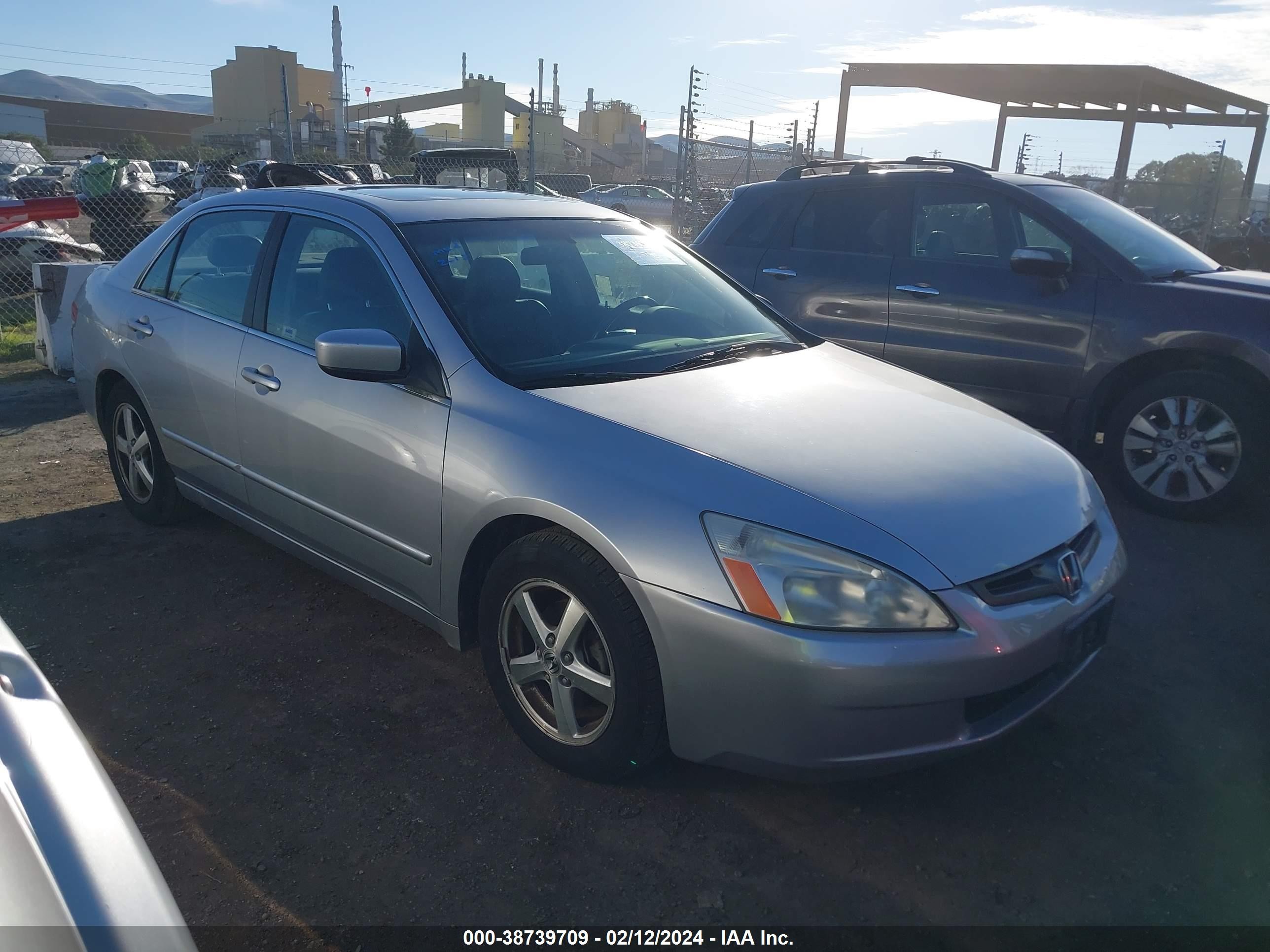 HONDA ACCORD 2004 jhmcm56804c007447