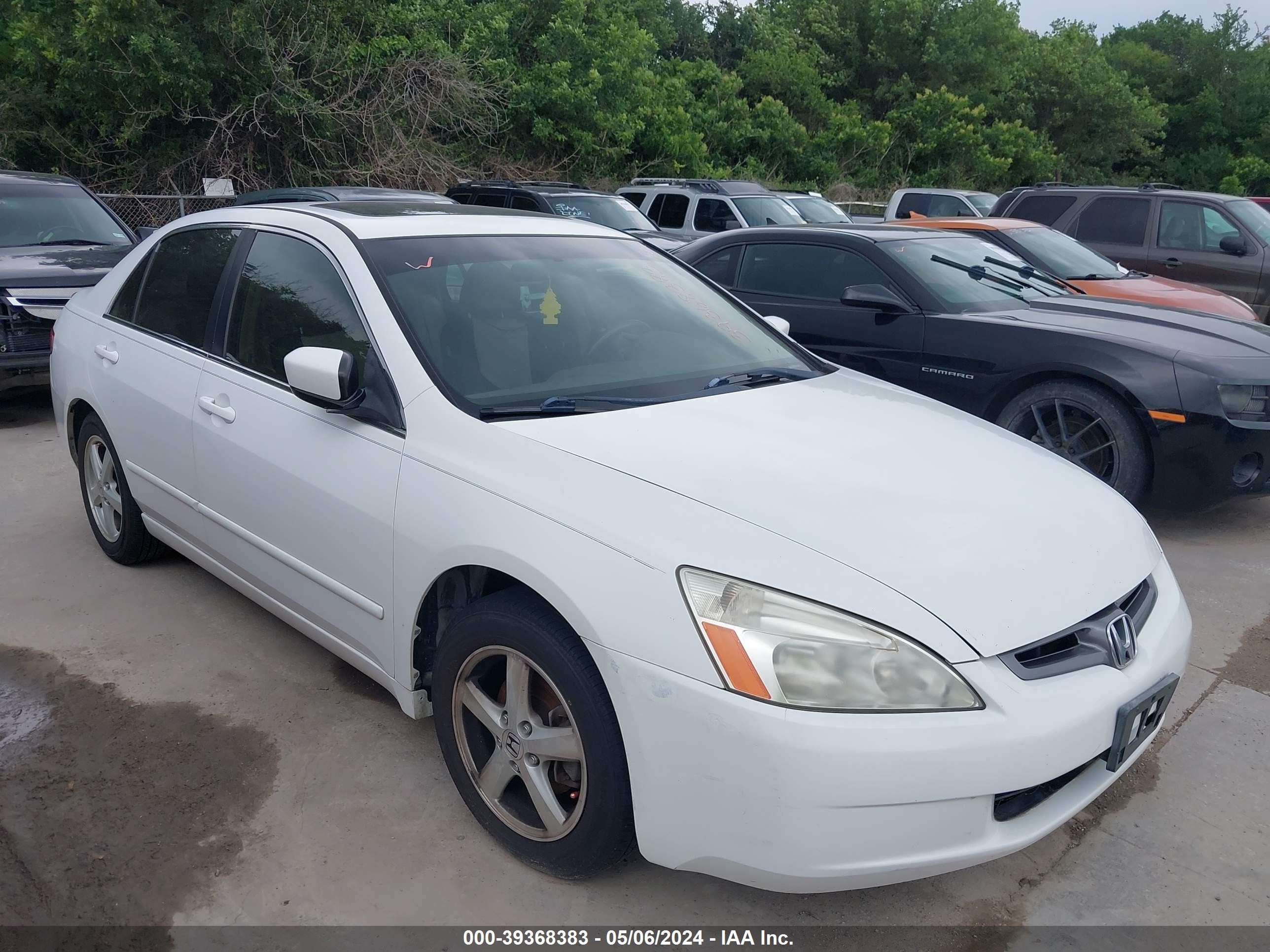 HONDA ACCORD 2004 jhmcm56804c030825