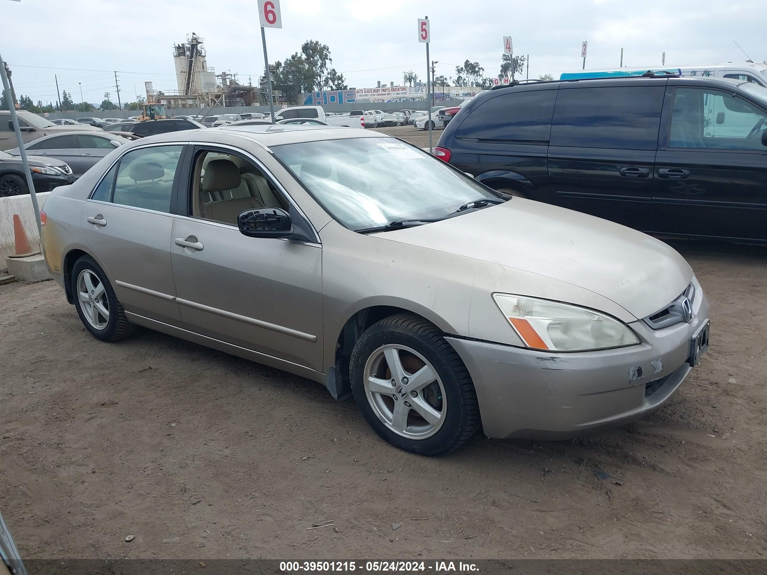 HONDA ACCORD 2004 jhmcm56834c033640