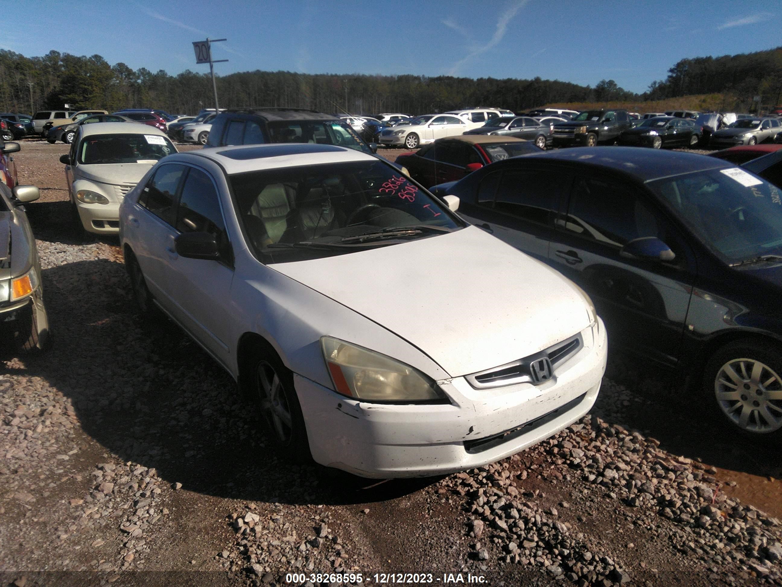 HONDA ACCORD 2004 jhmcm56844c011081