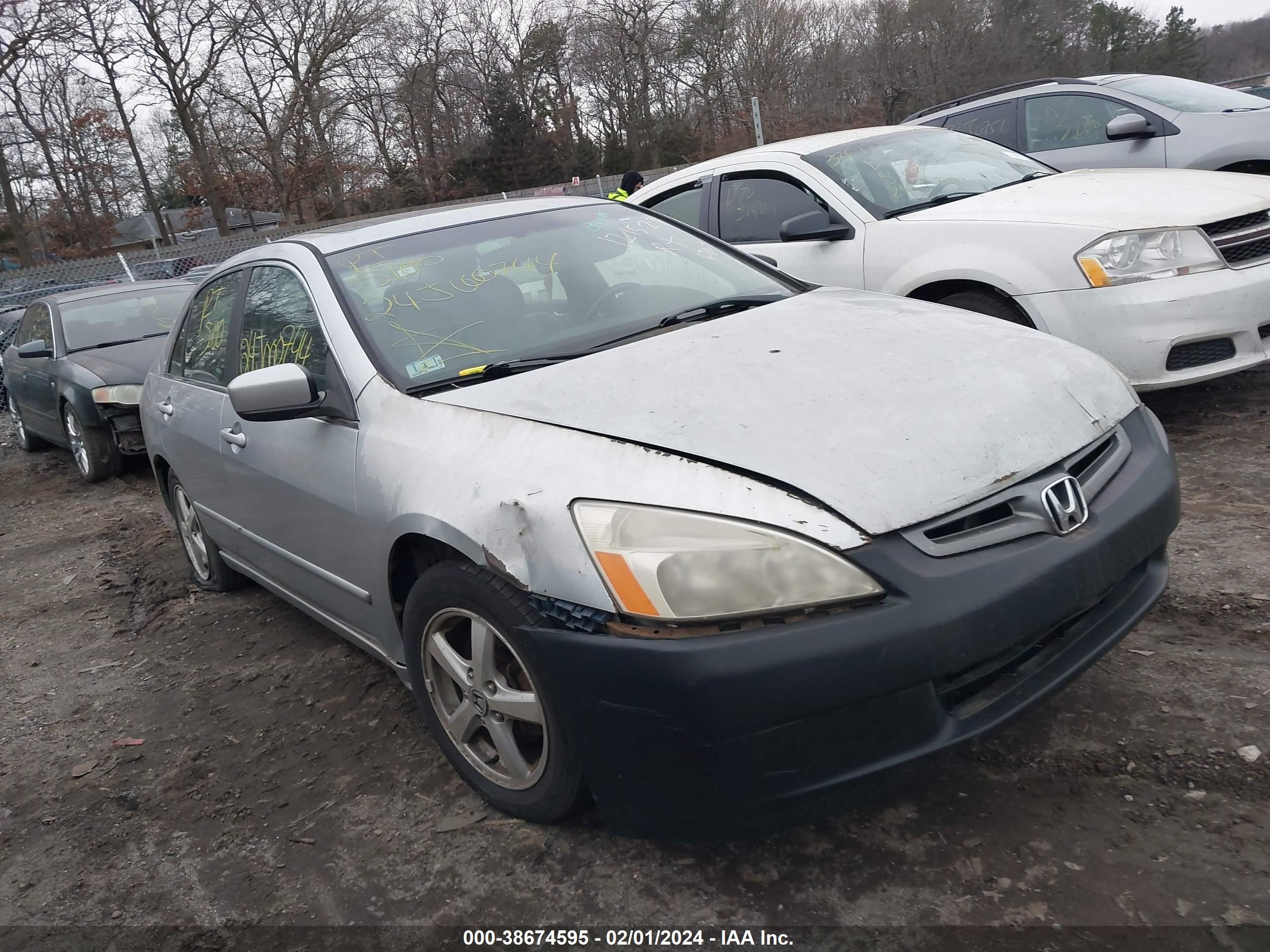 HONDA ACCORD 2004 jhmcm56884c012802