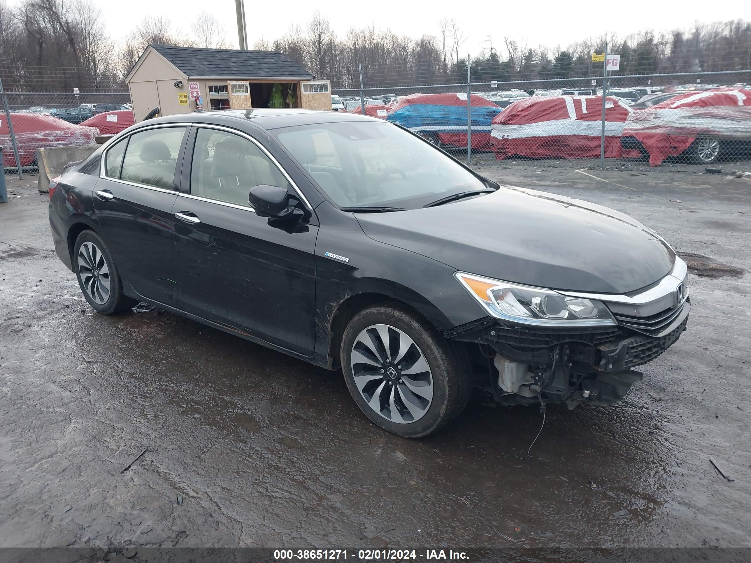 HONDA ACCORD 2017 jhmcr6f56hc011330