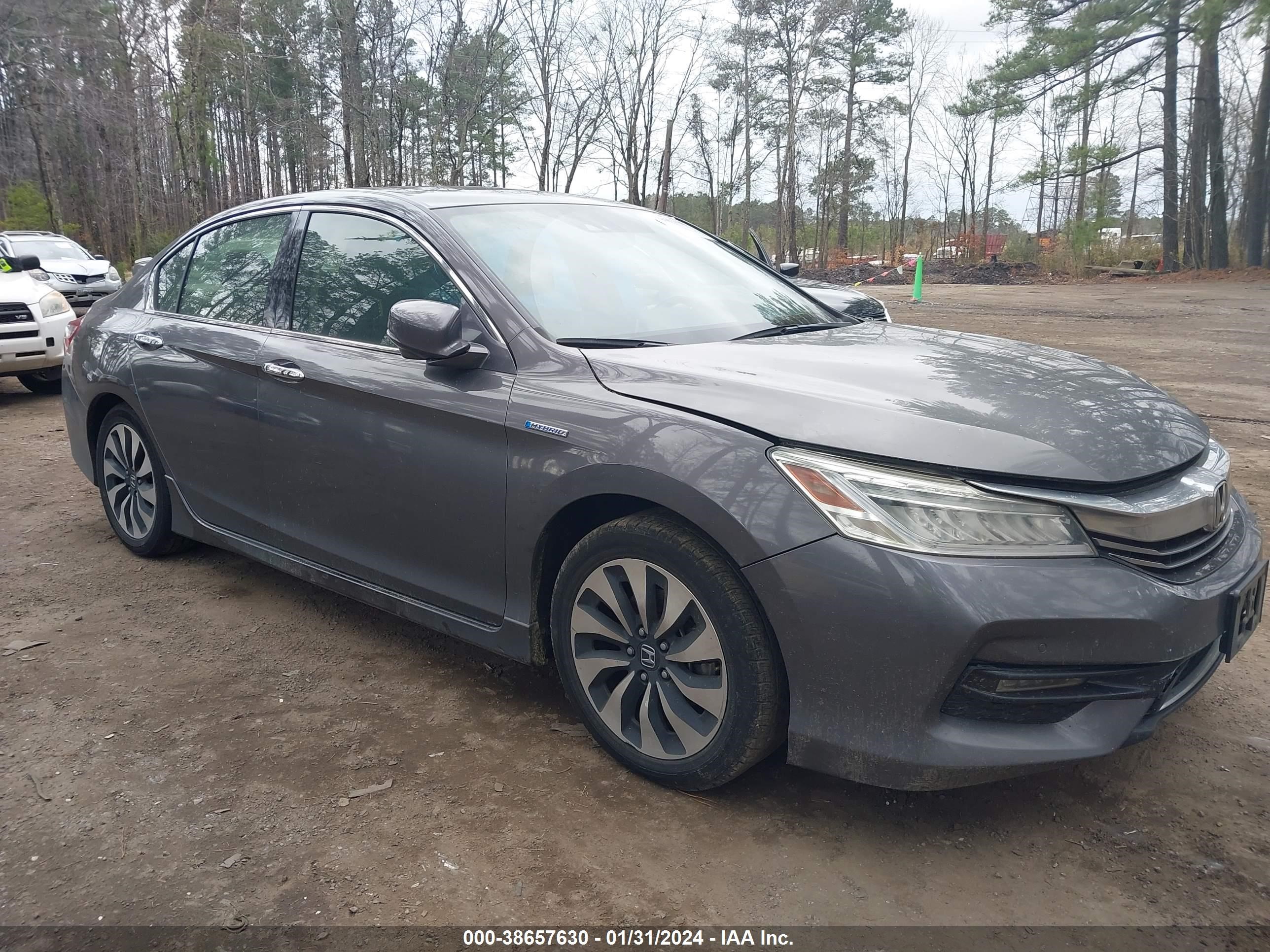 HONDA ACCORD 2017 jhmcr6f76hc008638