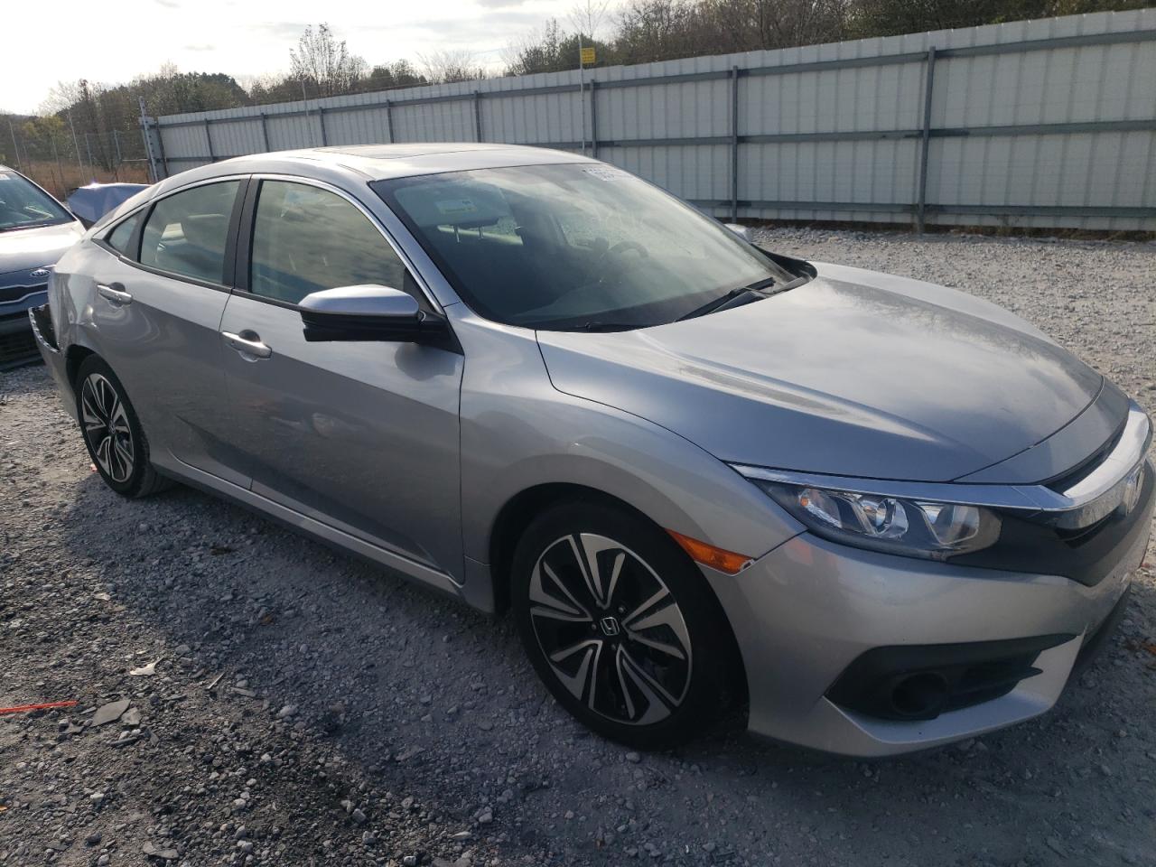 HONDA CIVIC 2018 jhmfc1f37jx044092