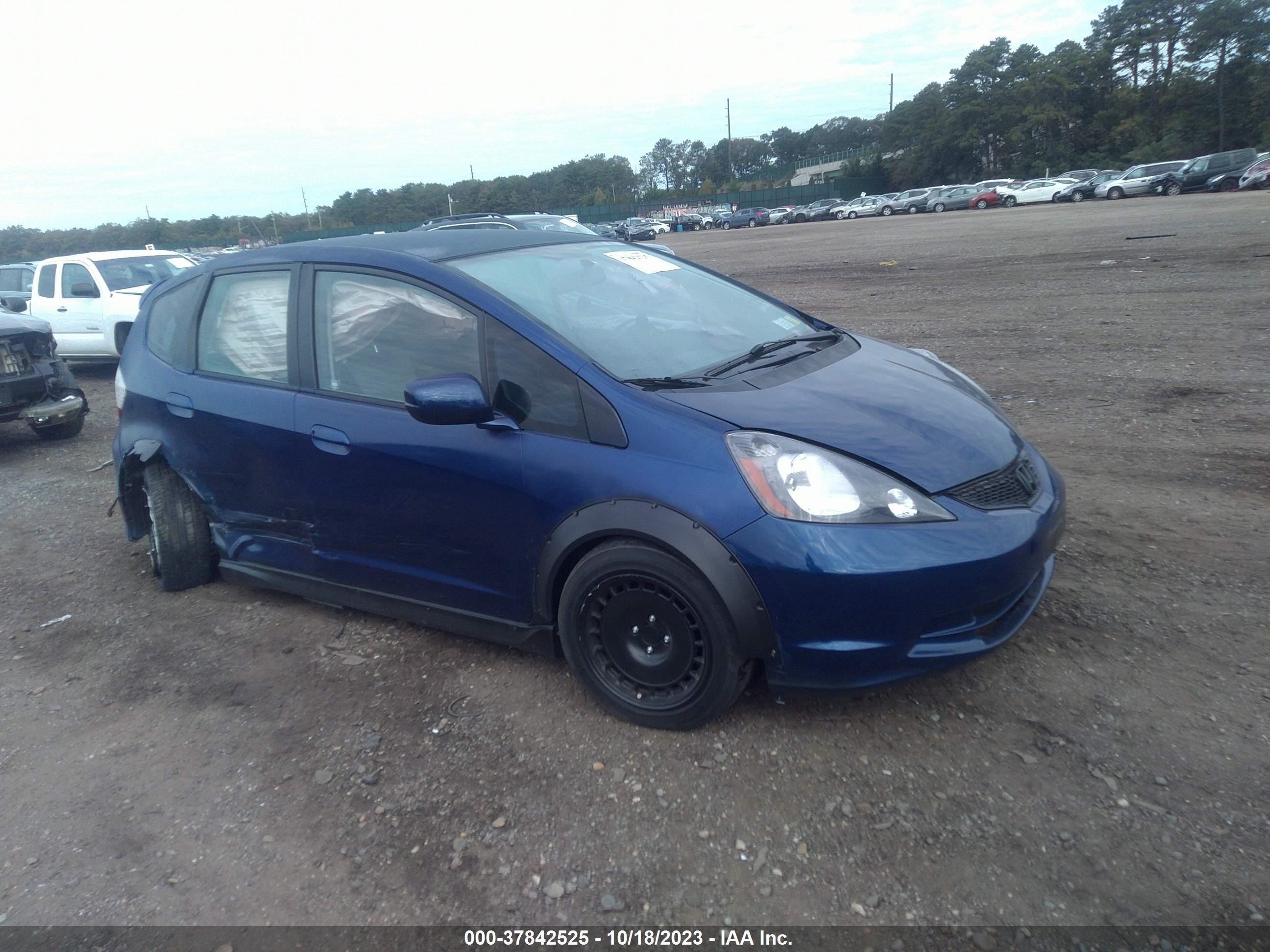 HONDA FIT 2009 jhmge88289s071659