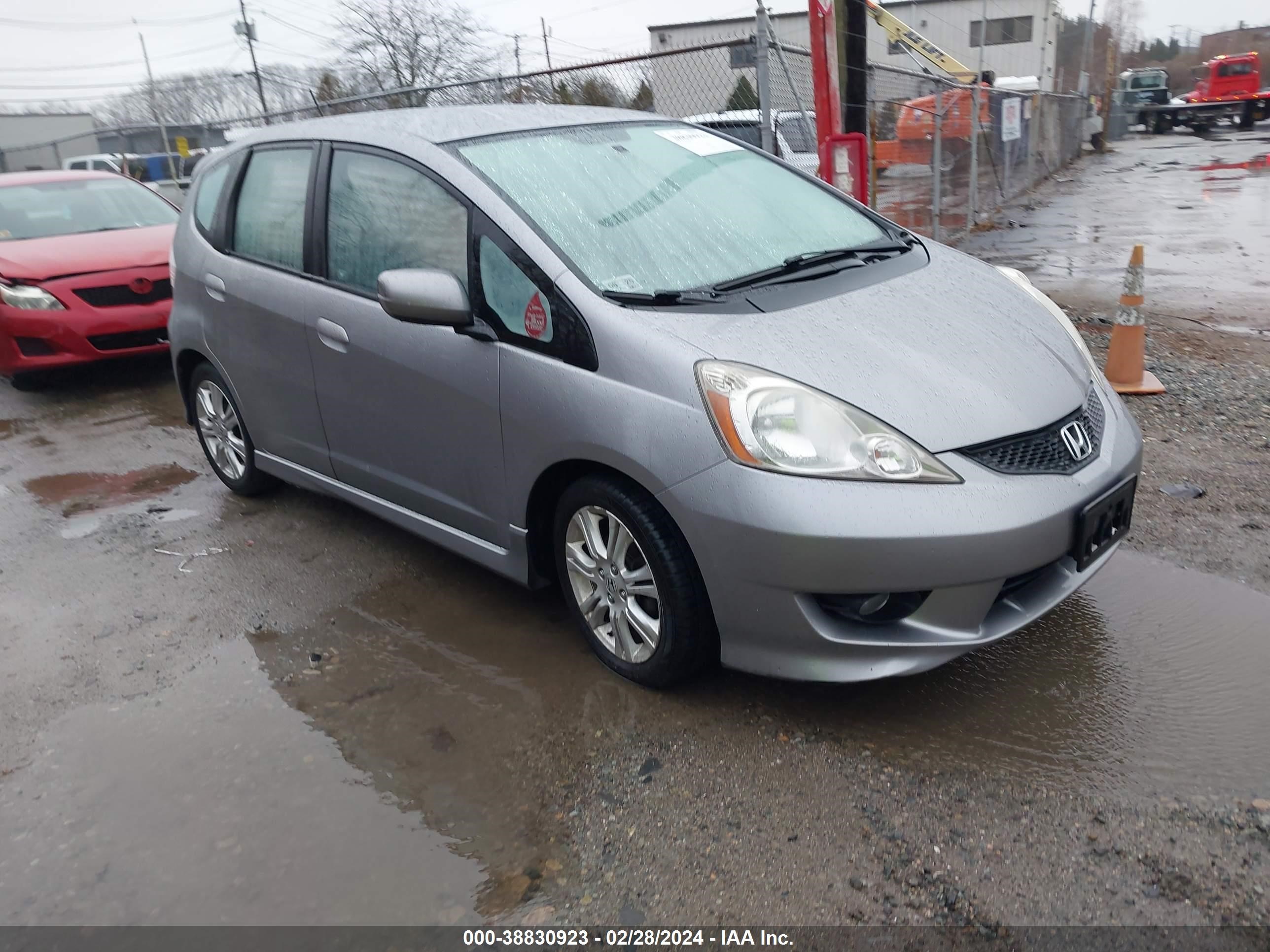 HONDA FIT 2009 jhmge884x9s017555