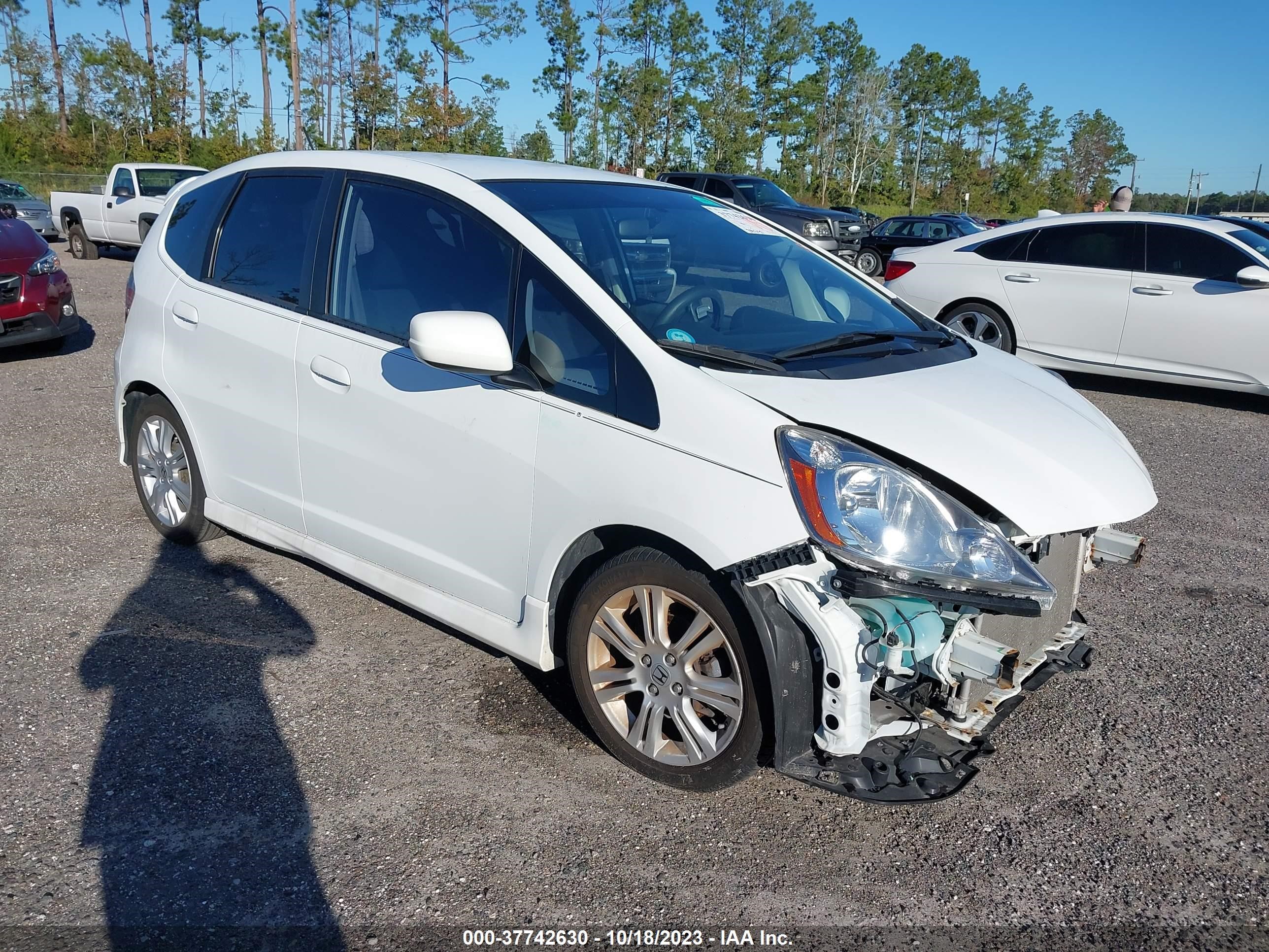 HONDA FIT 2009 jhmge88649s045076