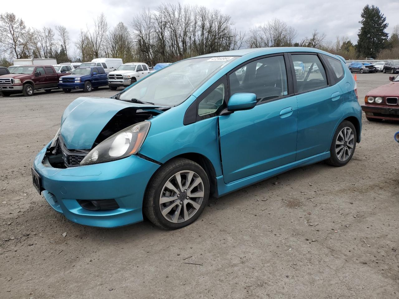 HONDA FIT 2013 jhmge8g56dc049044