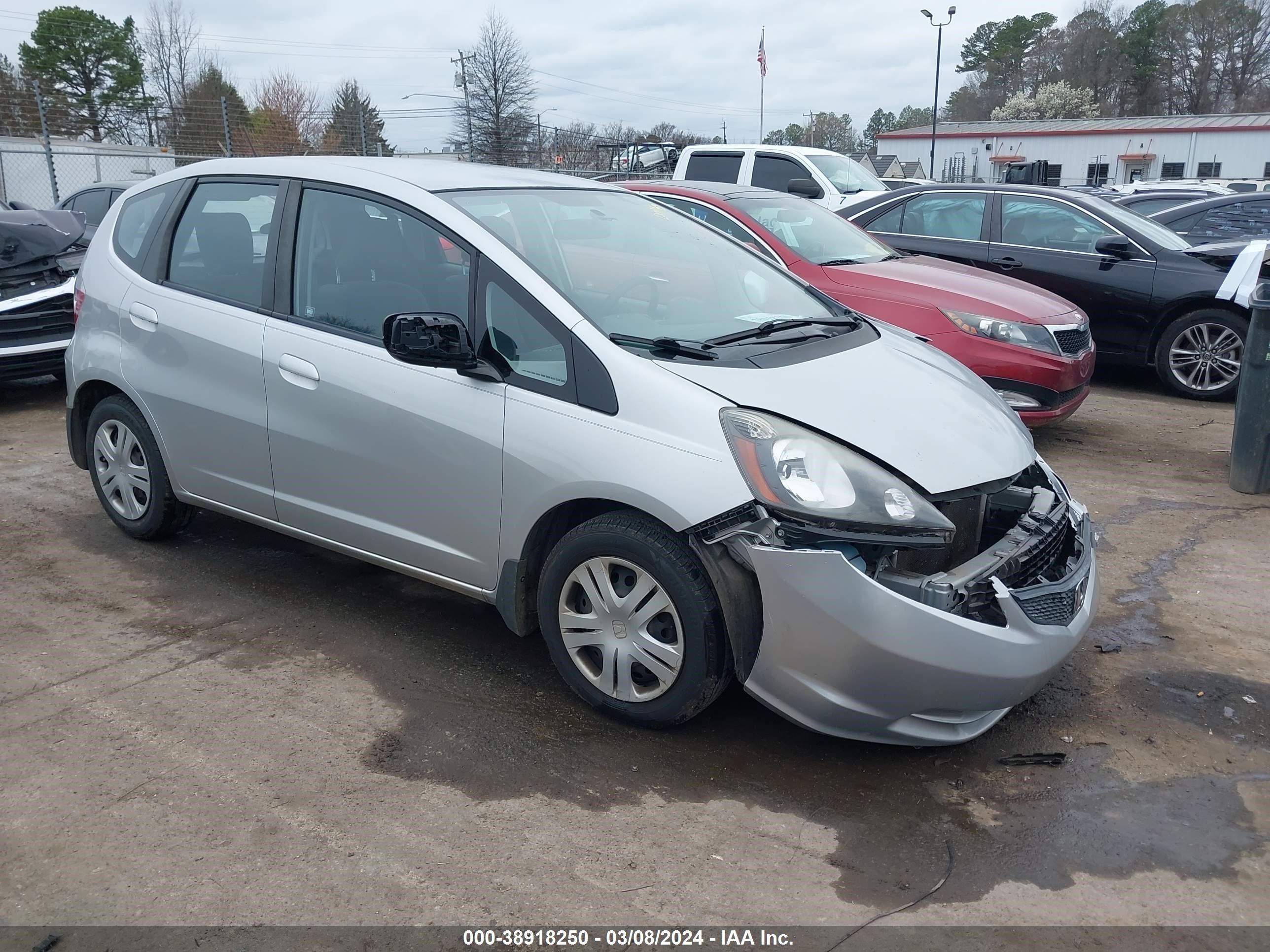 HONDA FIT 2011 jhmge8h33bc013483