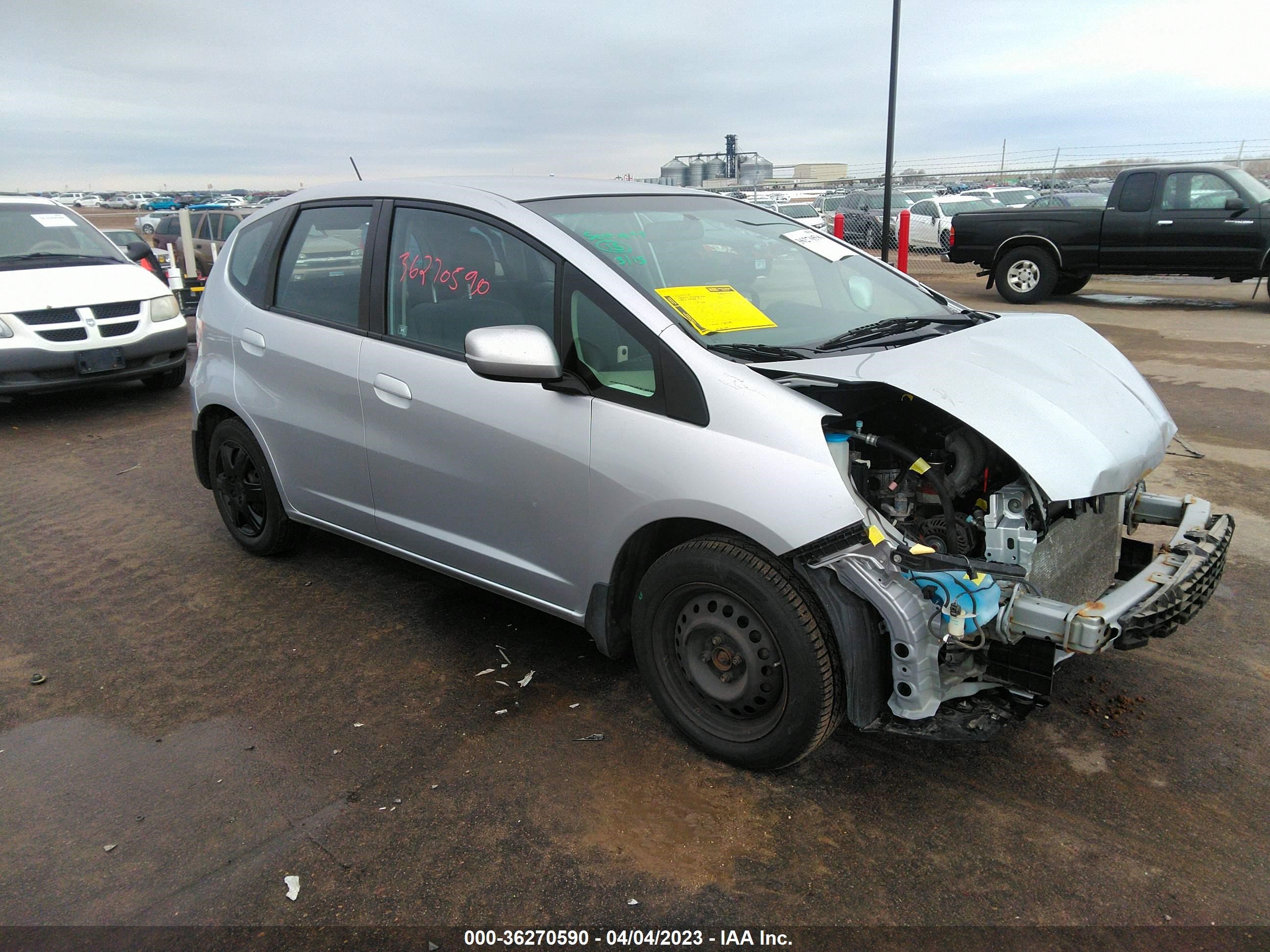 HONDA FIT 2013 jhmge8h38dc051570