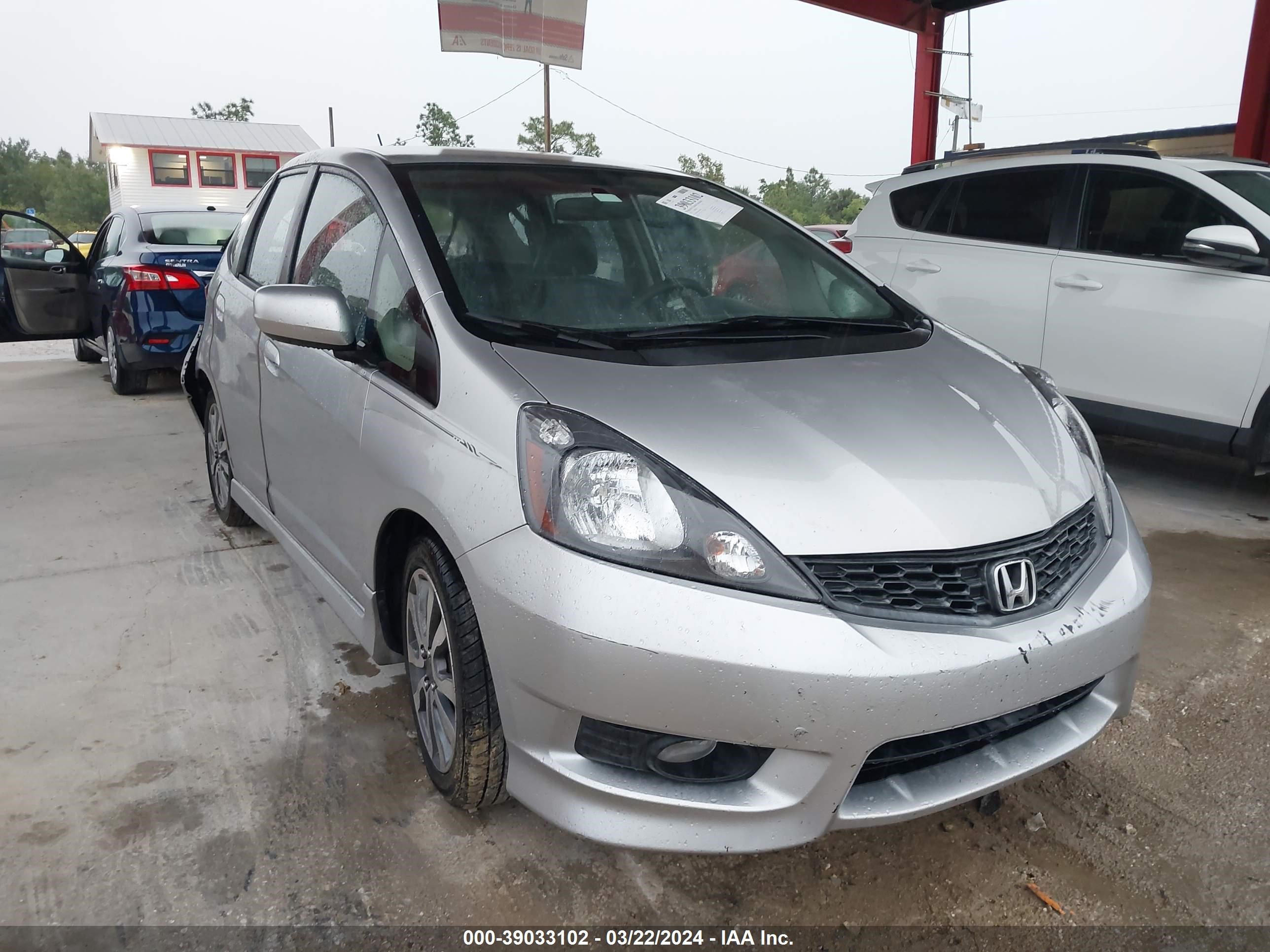 HONDA FIT 2012 jhmge8h5xcc024094