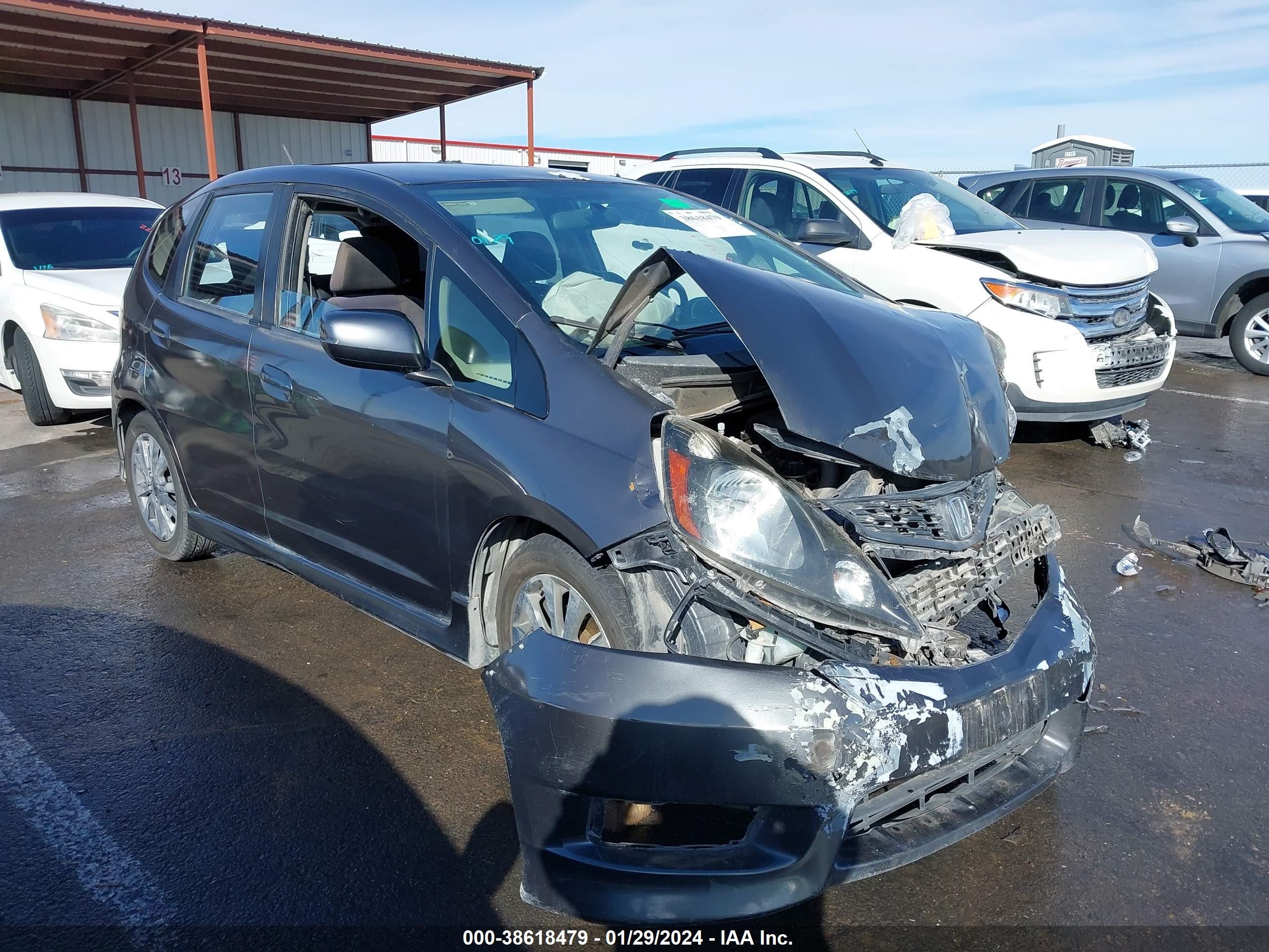 HONDA FIT 2013 jhmge8h5xdc059008