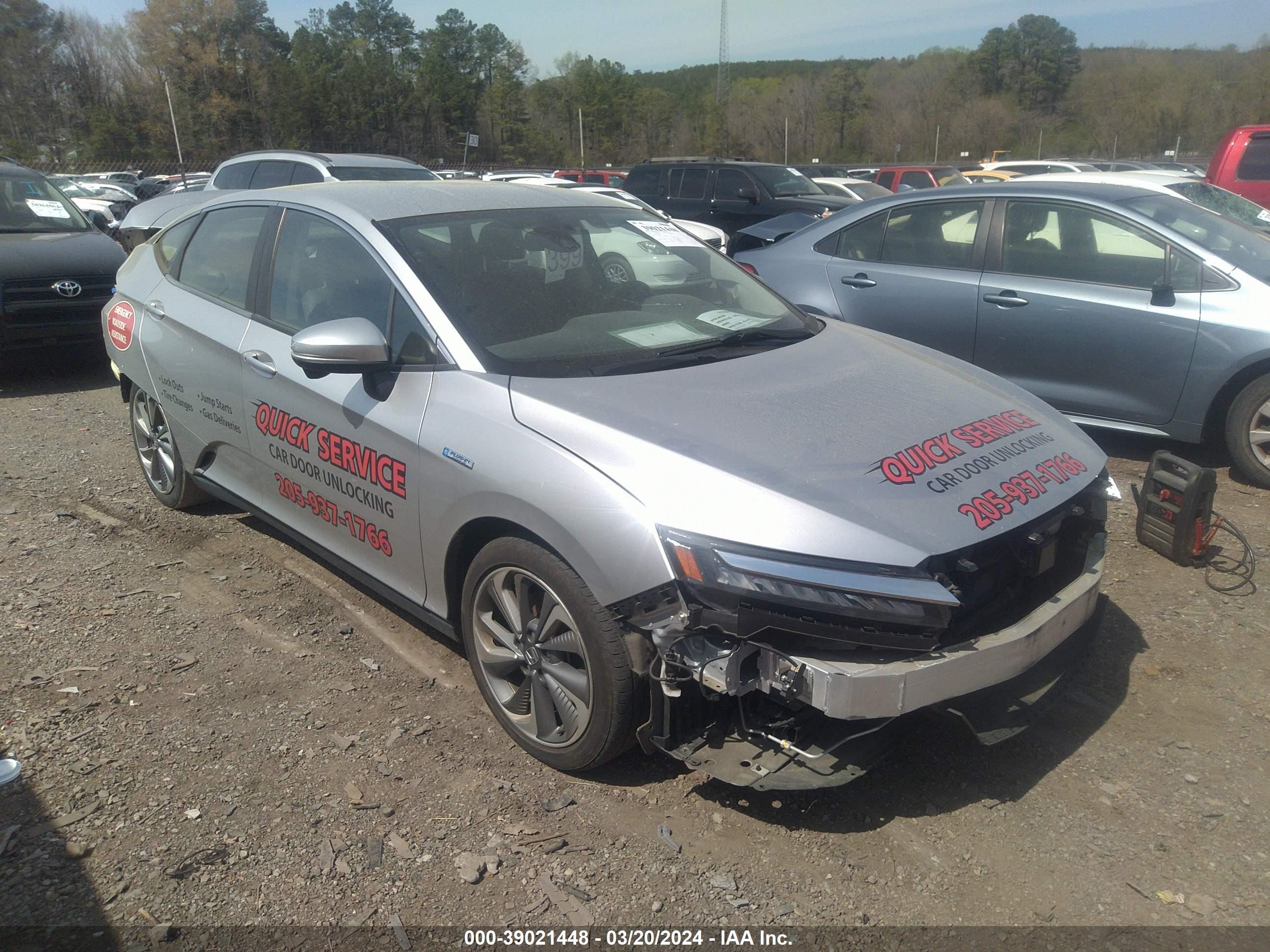 HONDA CLARITY 2018 jhmzc5f10jc021151