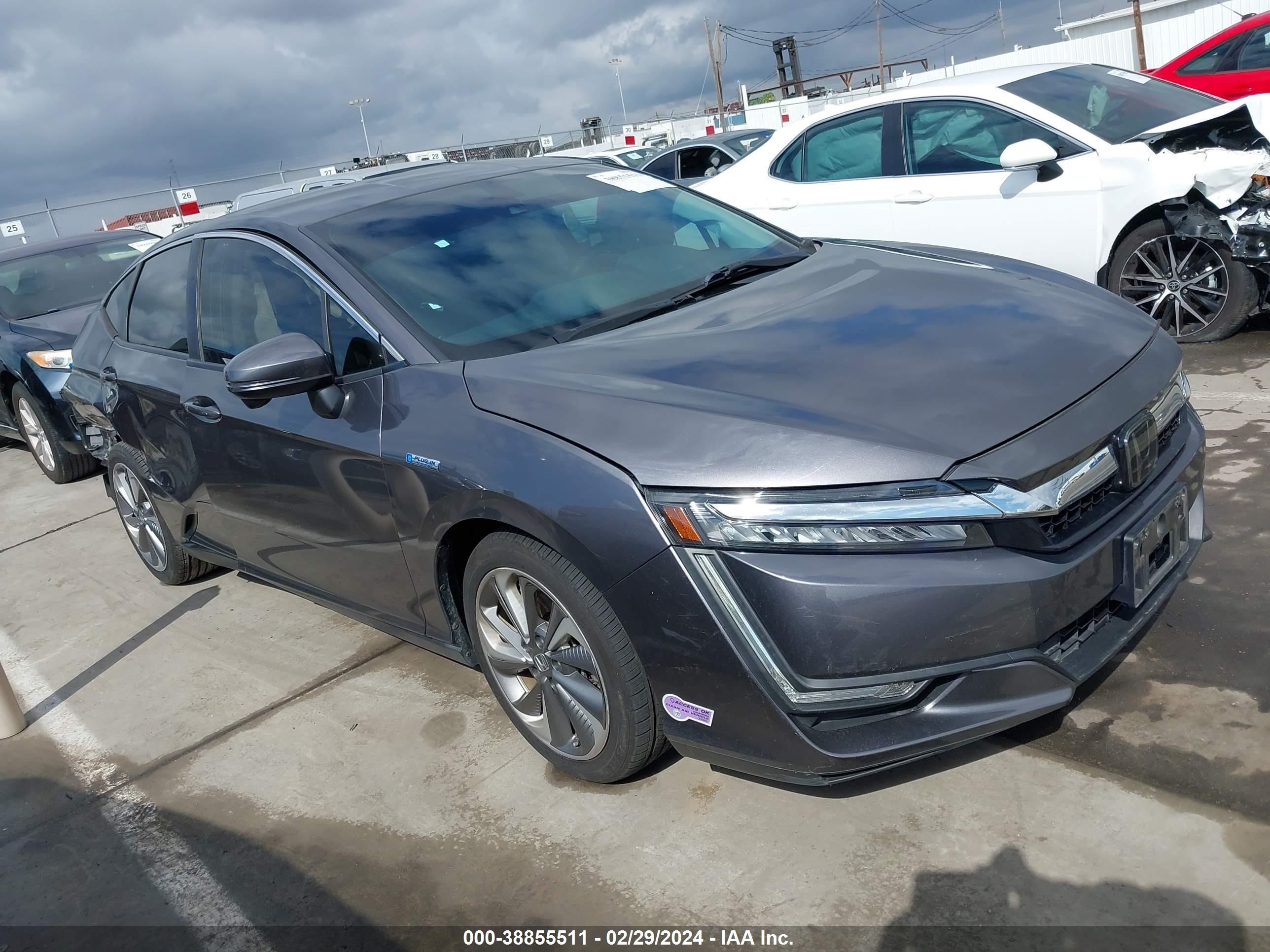 HONDA CLARITY 2018 jhmzc5f12jc023287