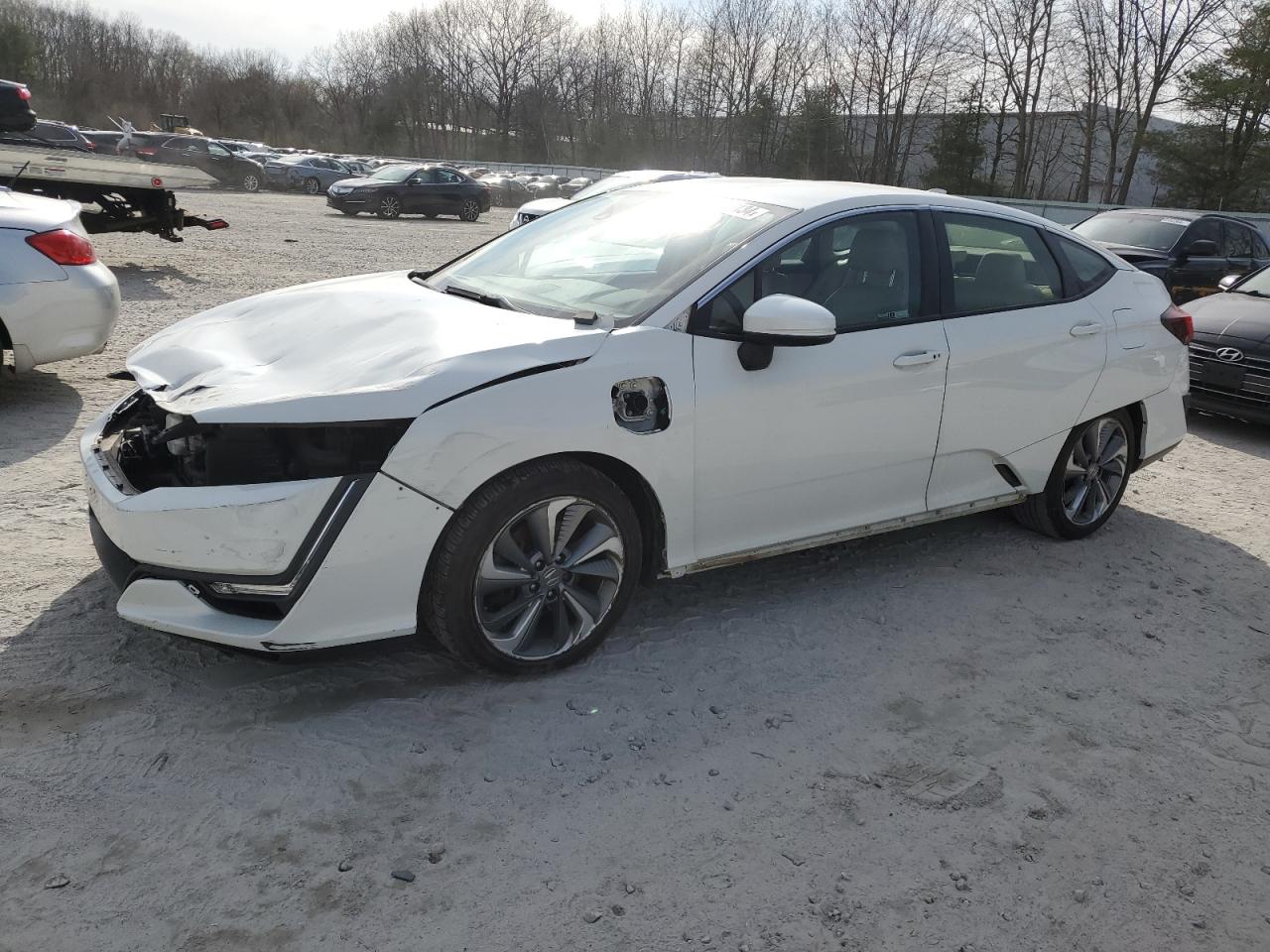 HONDA CLARITY 2018 jhmzc5f37jc022945