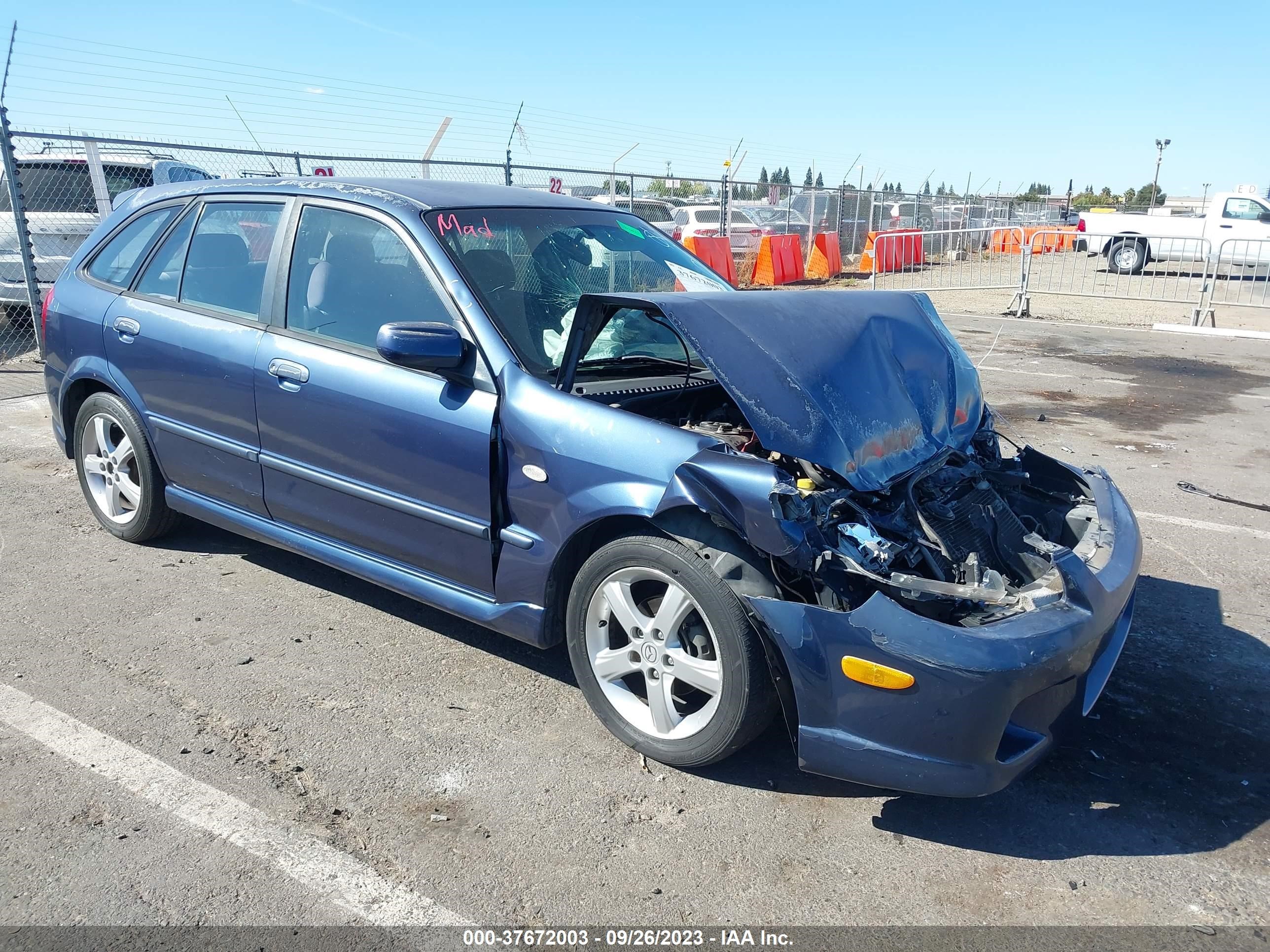 MAZDA 3 2003 jm1bj245831192094