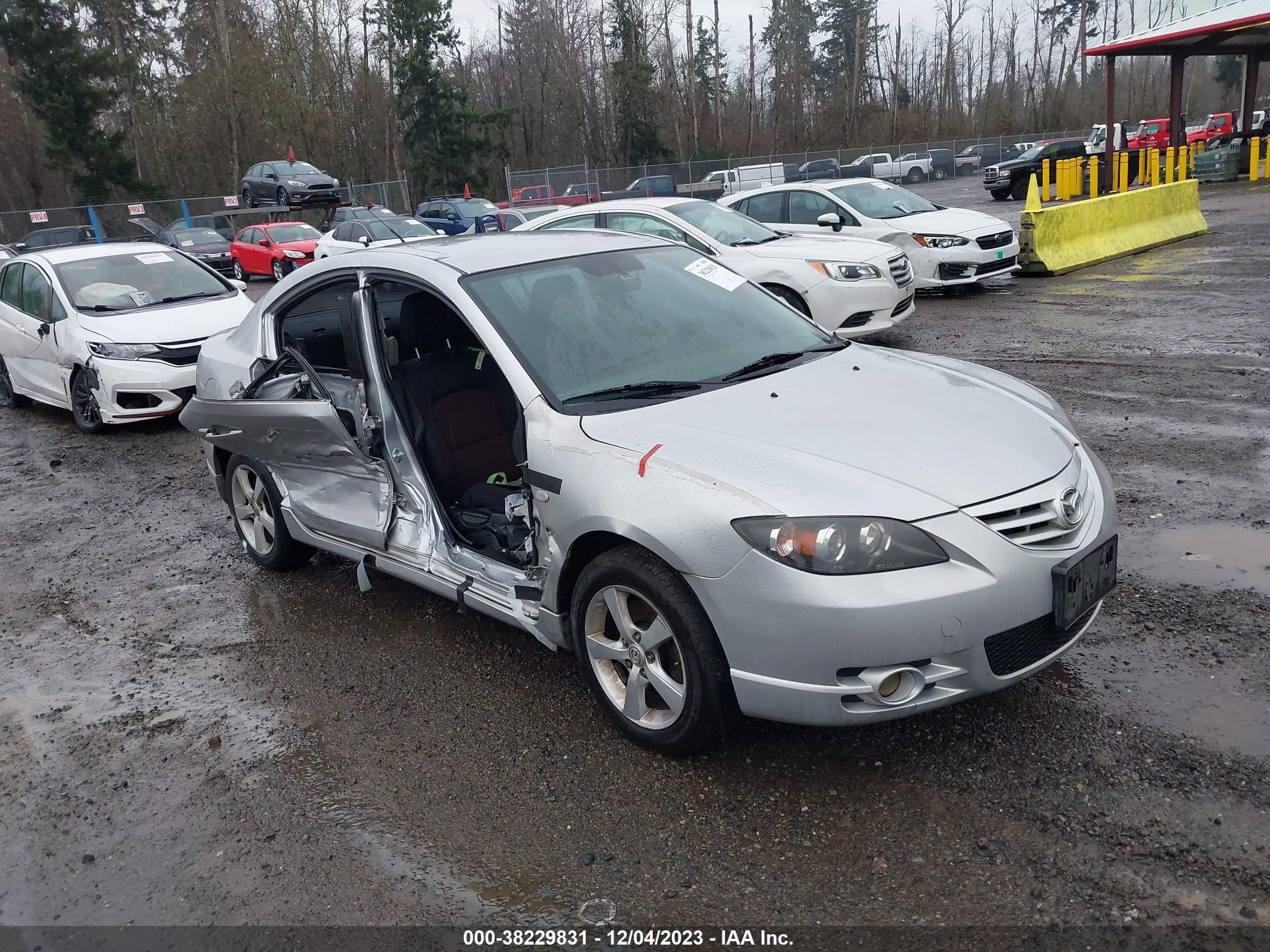 MAZDA 3 2005 jm1bk123651350069