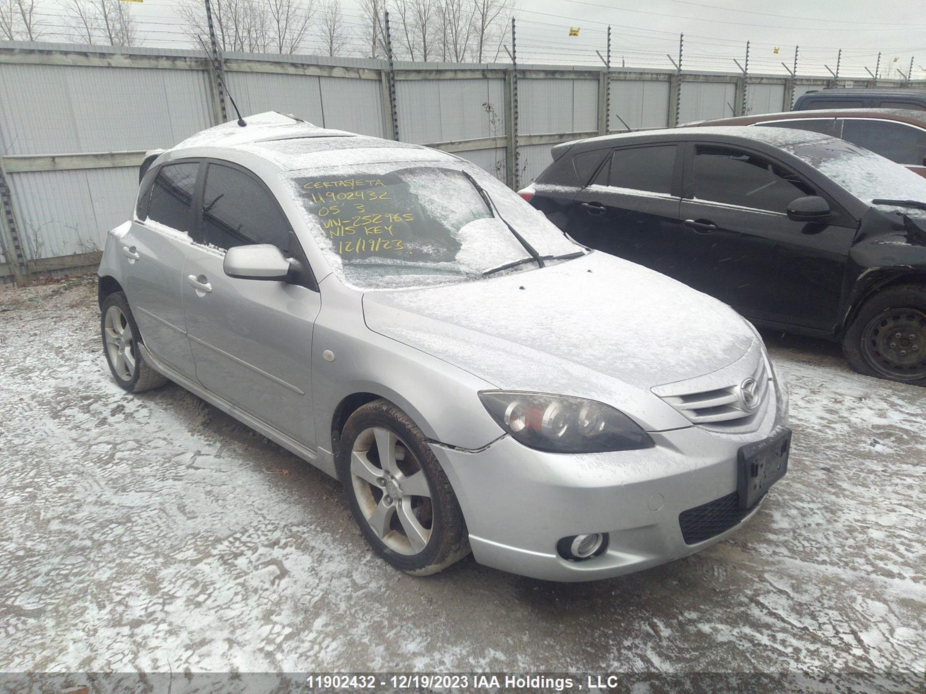 MAZDA 3 2005 jm1bk143851252965