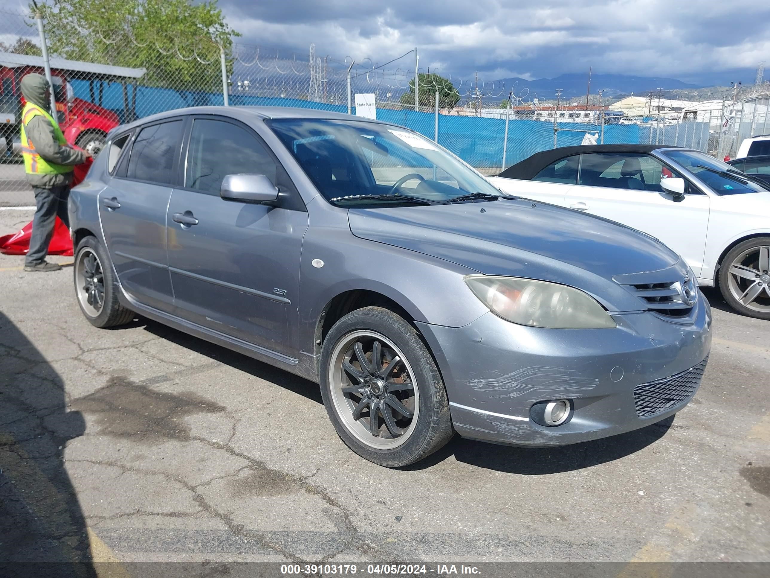 MAZDA 3 2005 jm1bk143x51253504