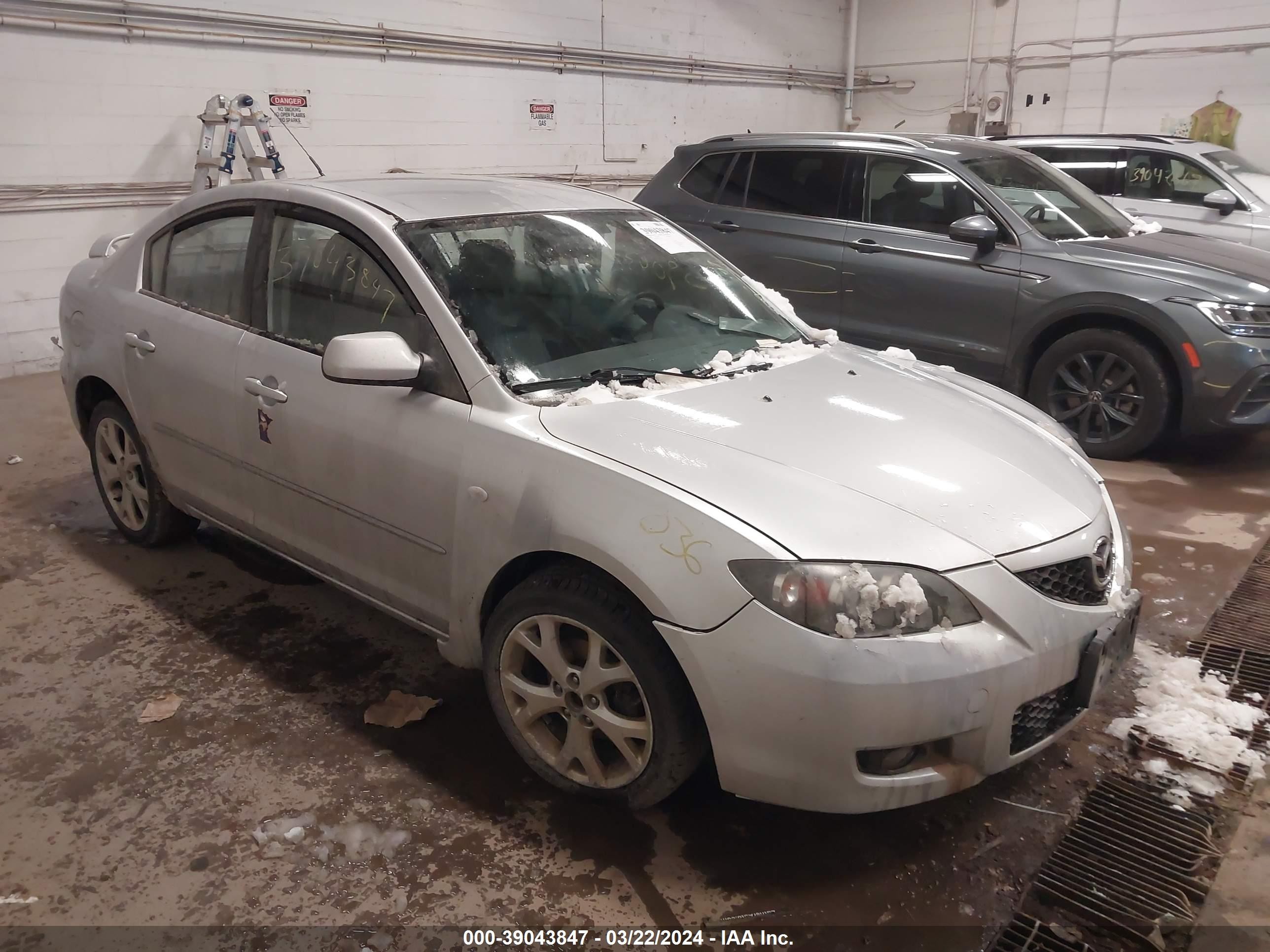 MAZDA 3 2008 jm1bk32fx81128919