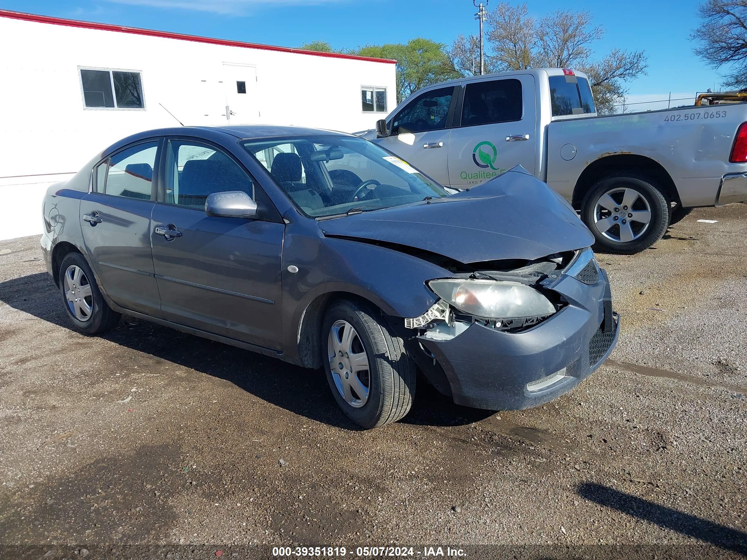 MAZDA 3 2008 jm1bk32fx81797143