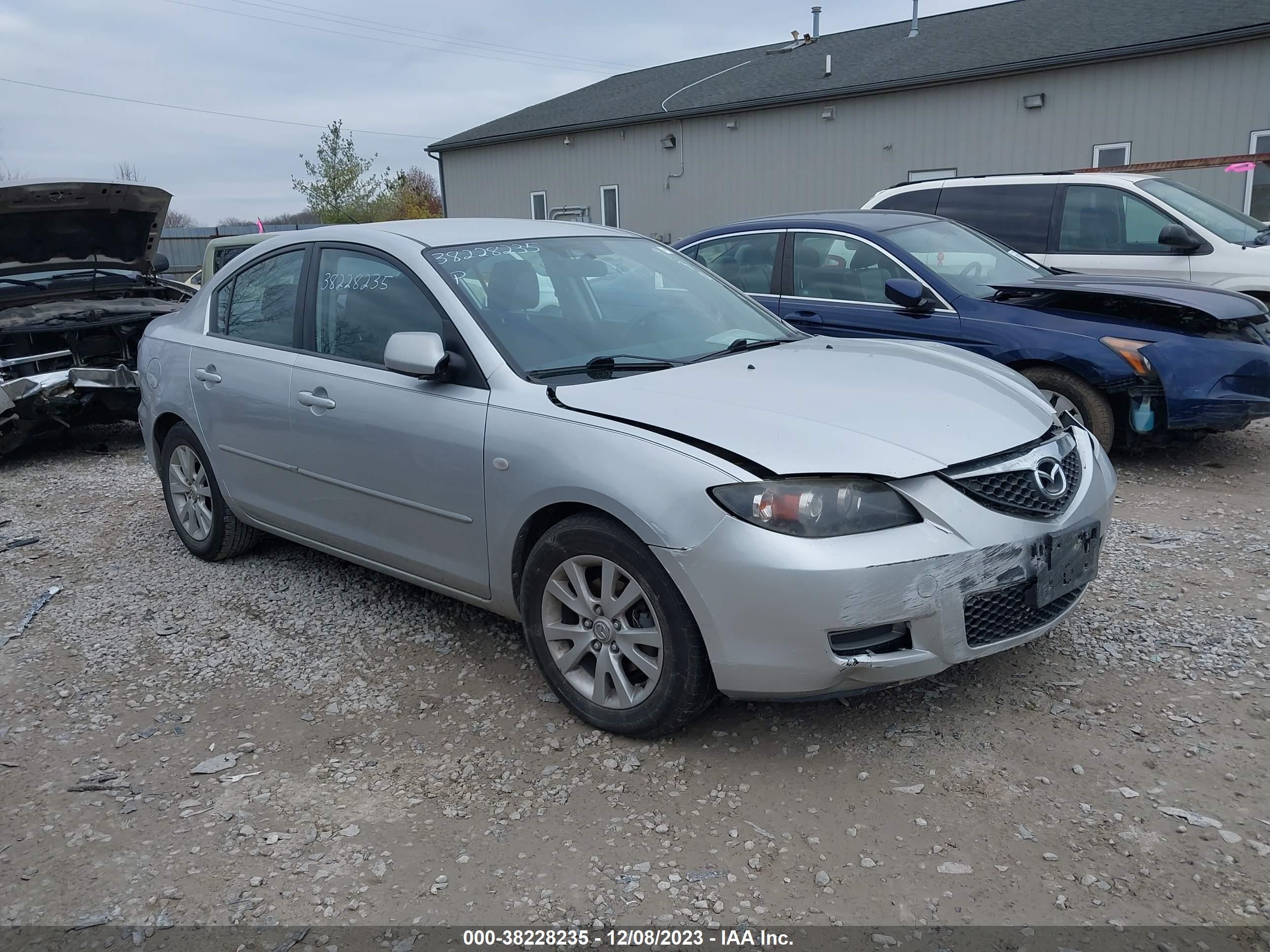 MAZDA 3 2008 jm1bk32g181839661