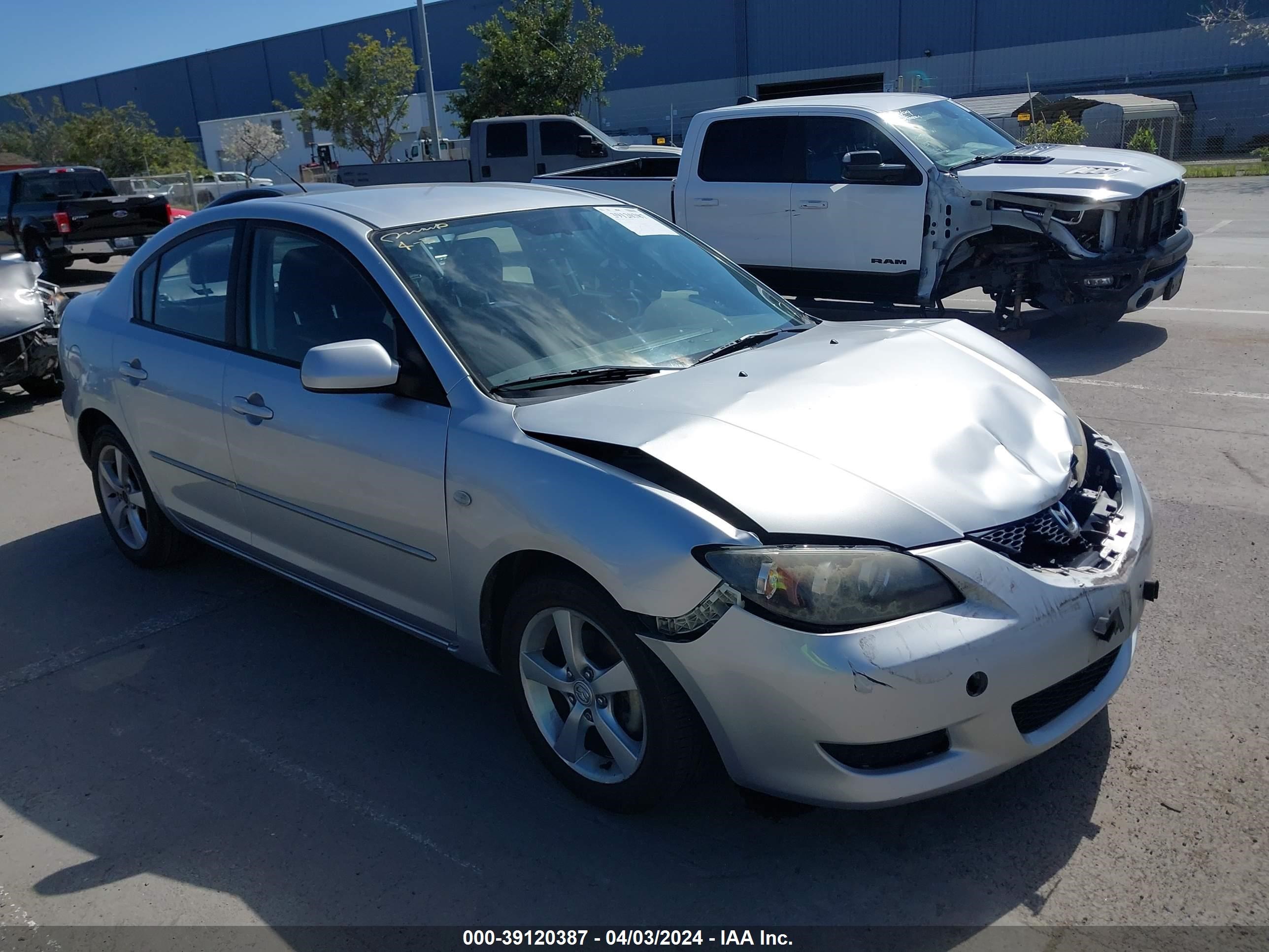 MAZDA 3 2006 jm1bk32g461495174