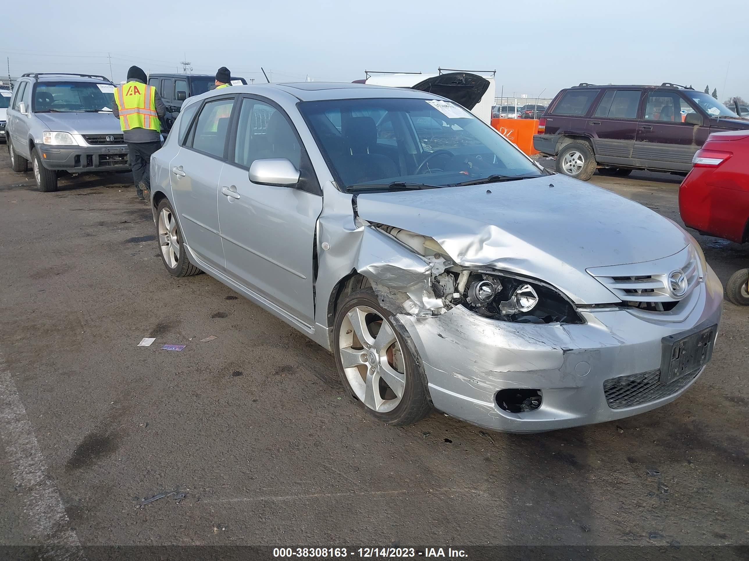 MAZDA 3 2004 jm1bk343541133572