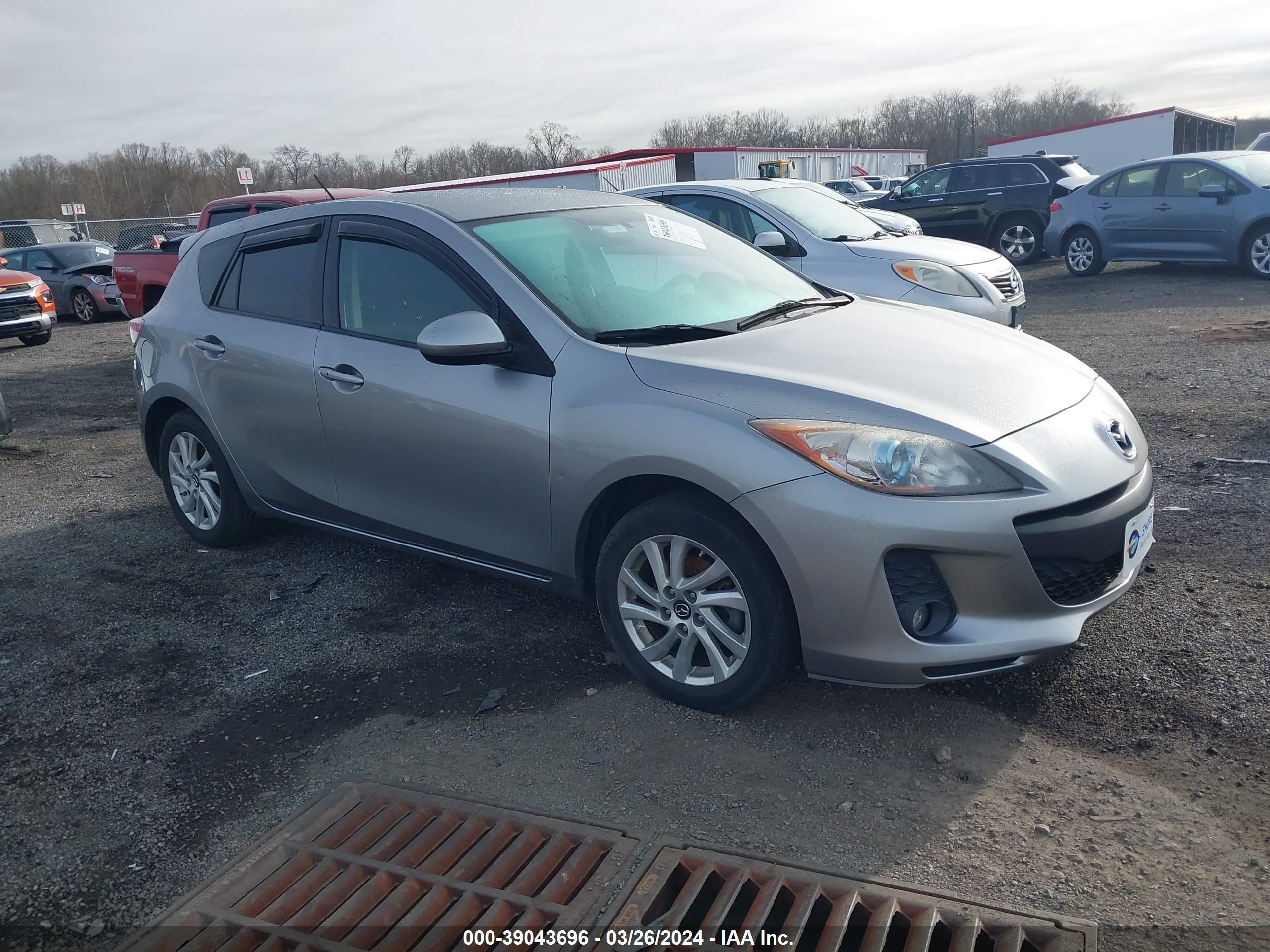 MAZDA 3 2013 jm1bl1lp1d1832591