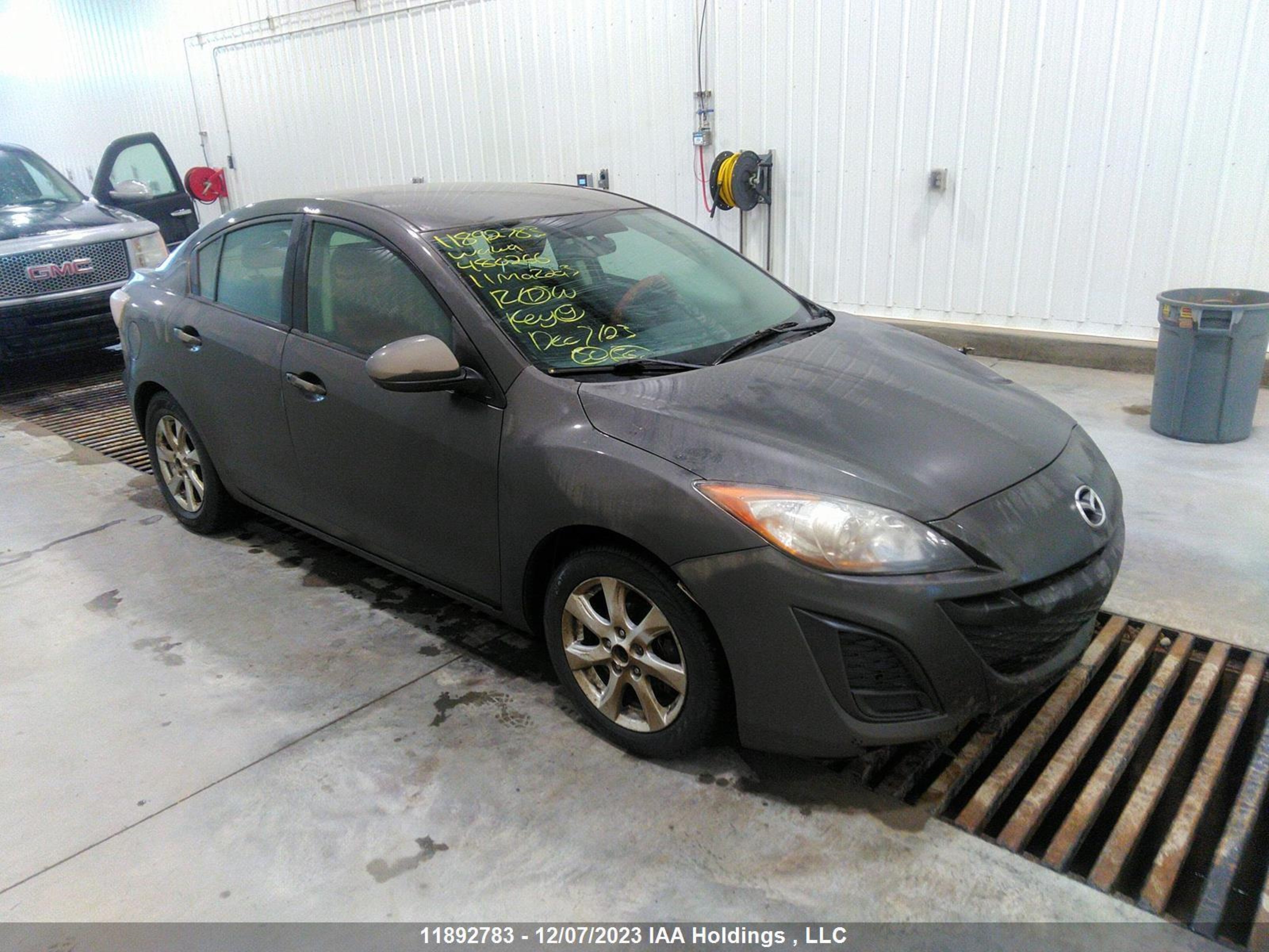 MAZDA 3 2011 jm1bl1uf0b1480266