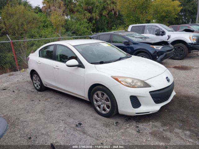 MAZDA MAZDA3 2012 jm1bl1uf8c1584375