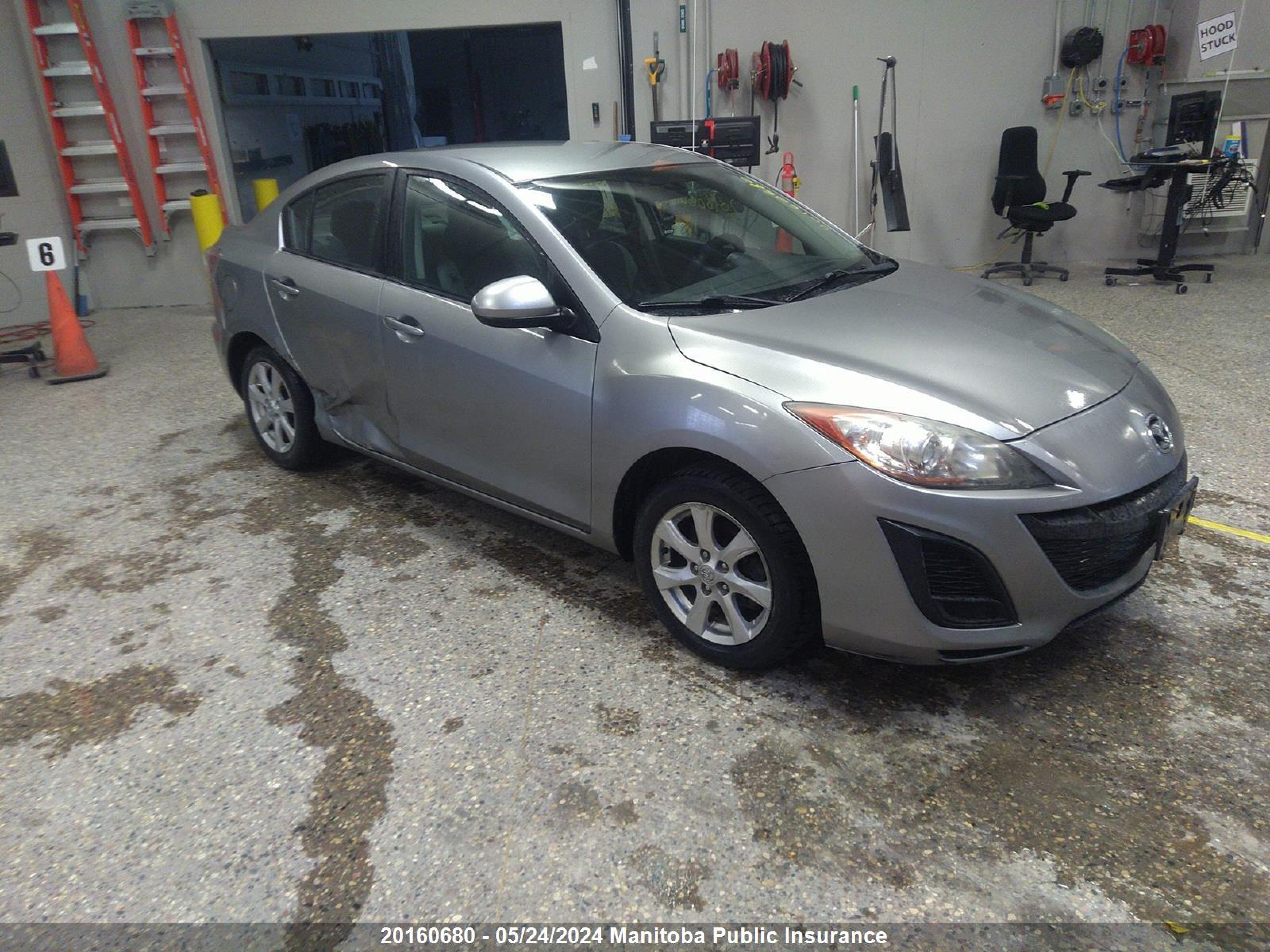 MAZDA 3 2011 jm1bl1ufxb1489895