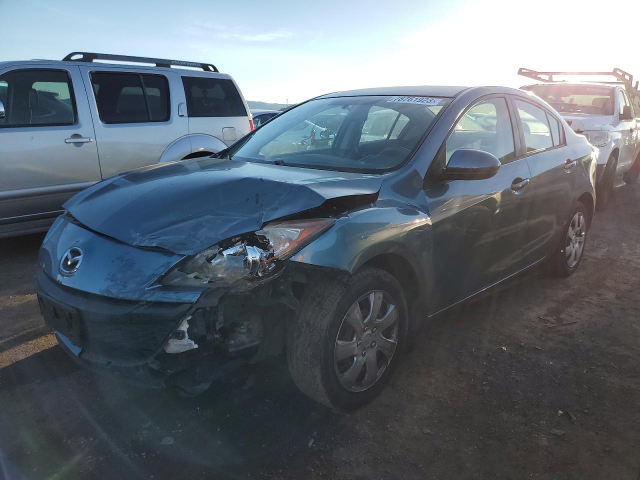 MAZDA 3 2011 jm1bl1ug2b1490645