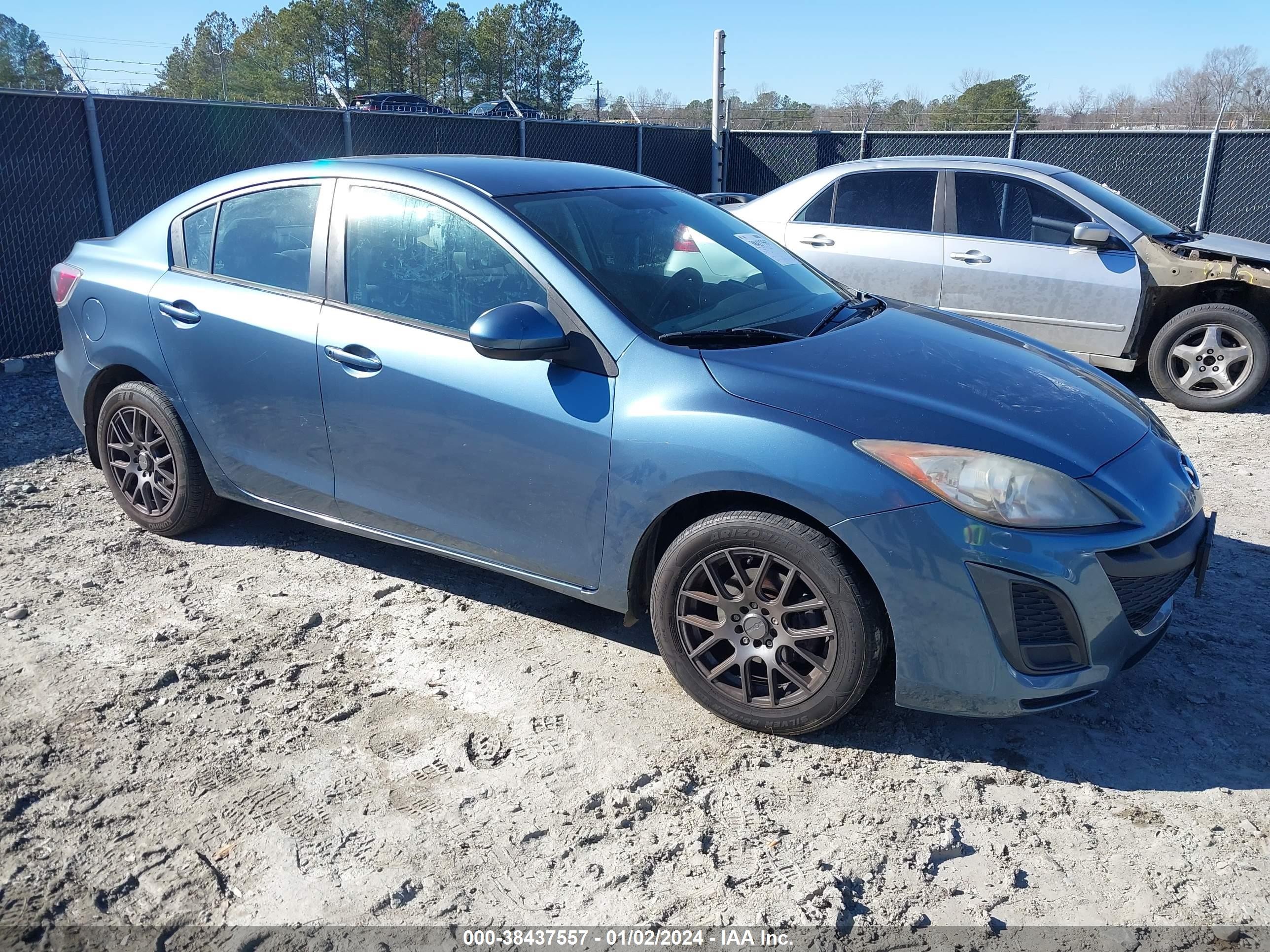 MAZDA 3 2011 jm1bl1ugxb1361861