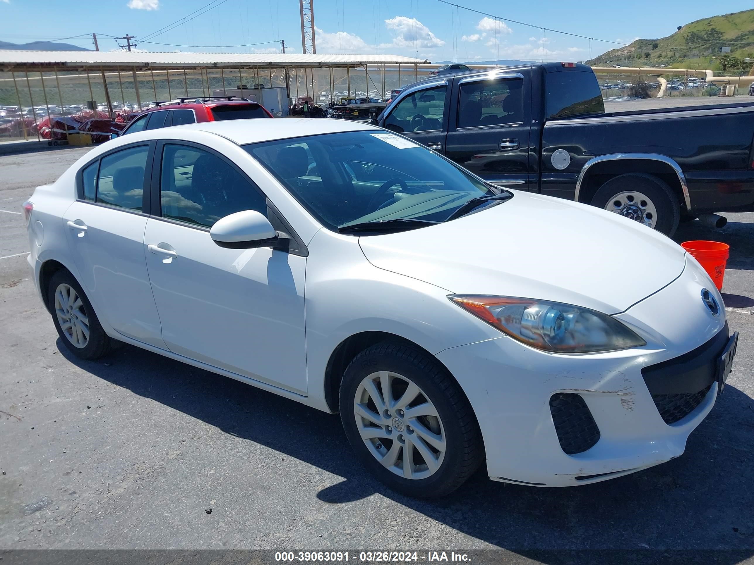 MAZDA 3 2012 jm1bl1v80c1655360