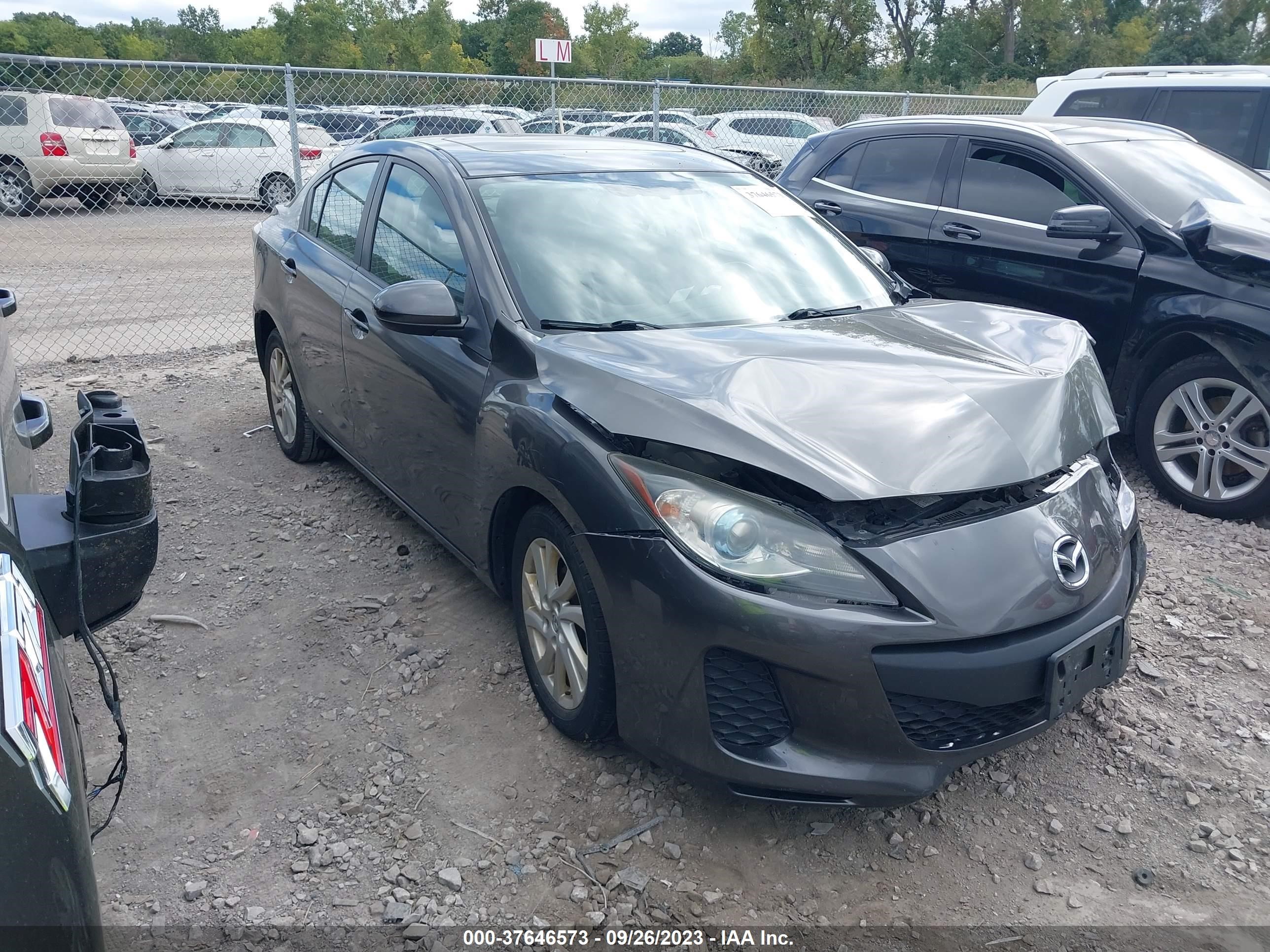 MAZDA 3 2012 jm1bl1w78c1686233