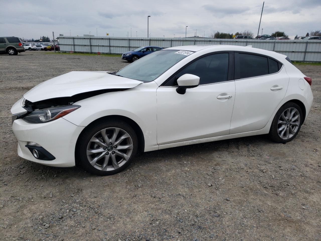 MAZDA 3 2016 jm1bm1n37g1353930