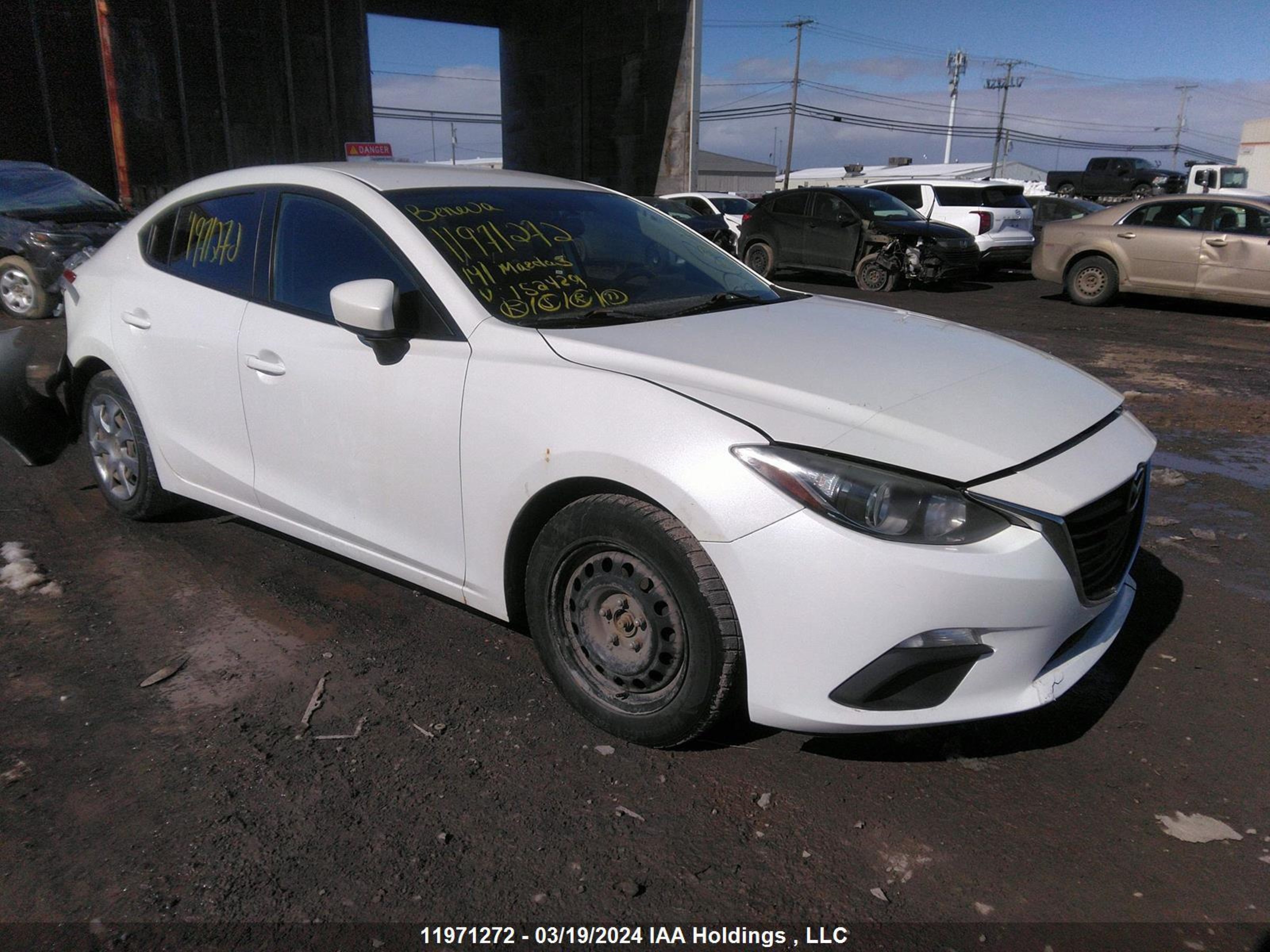 MAZDA 3 2014 jm1bm1u73e1152429