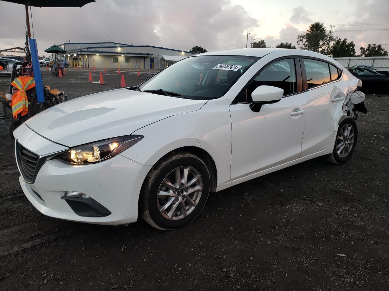 MAZDA 3 2016 jm1bm1u73g1294749