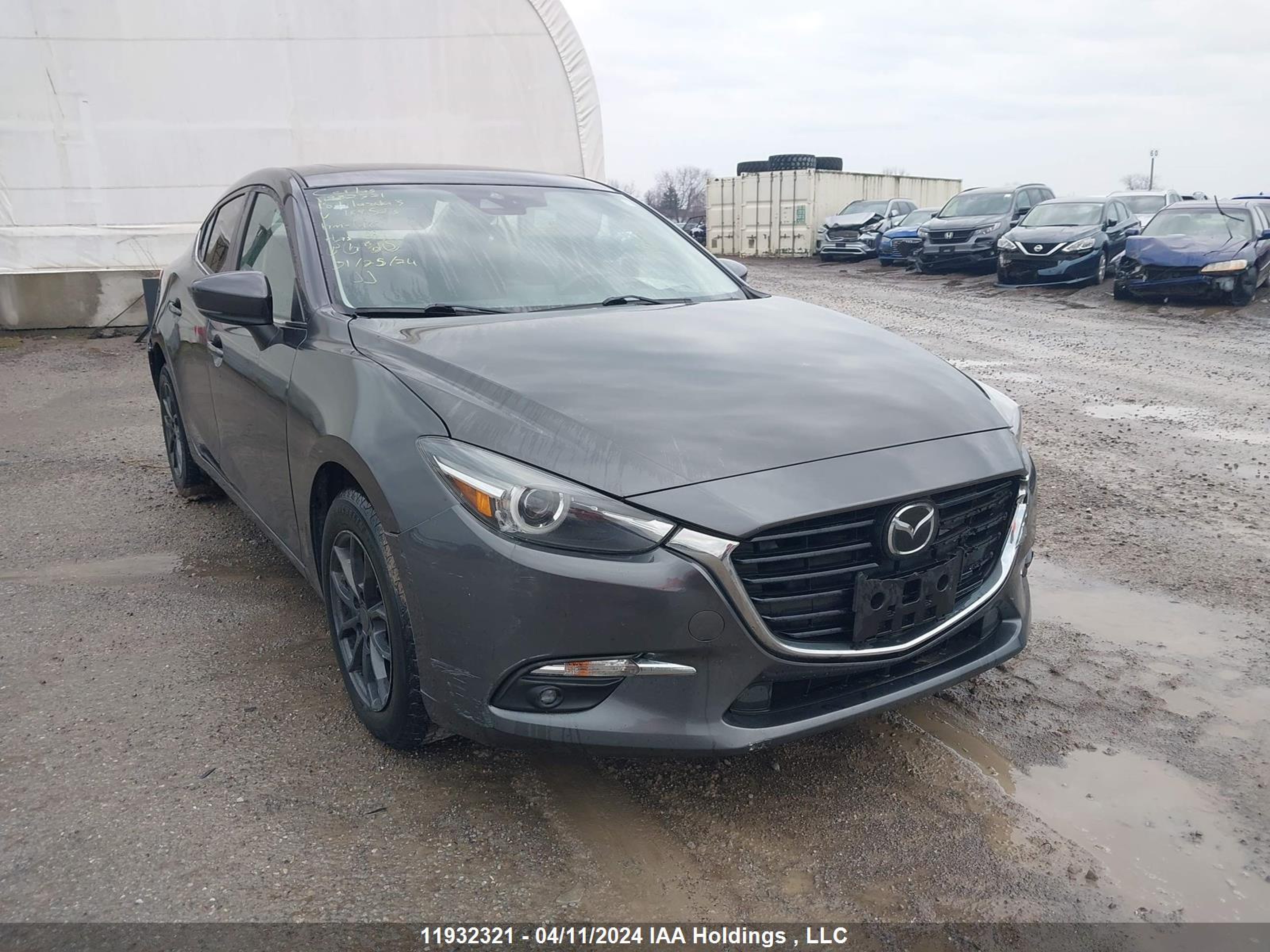 MAZDA 3 2018 jm1bn1w36j1169503