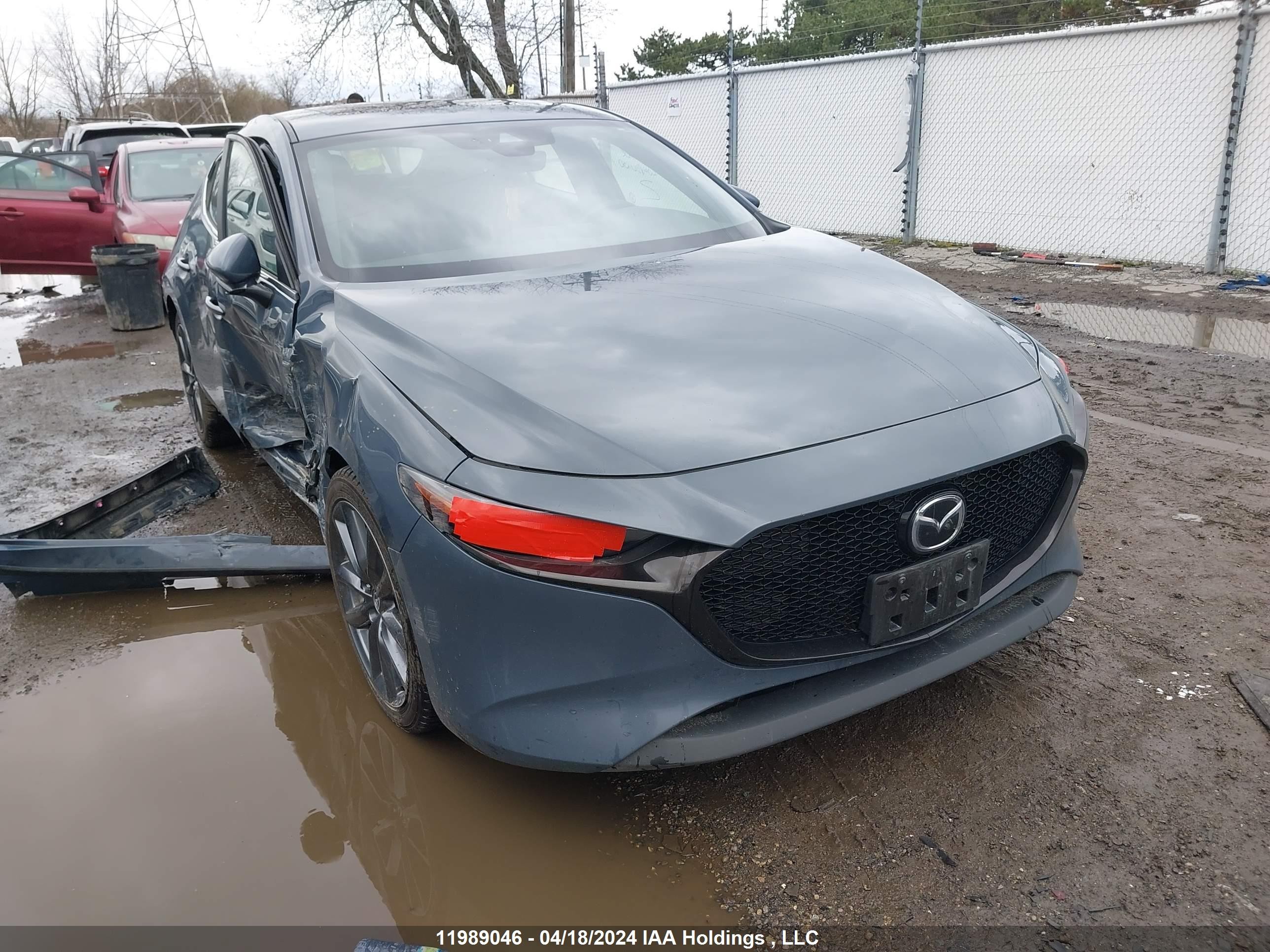 MAZDA 3 2019 jm1bpamm8k1137322