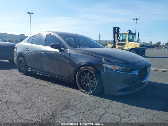 MAZDA MAZDA3 2019 jm1bpbdmxk1117031