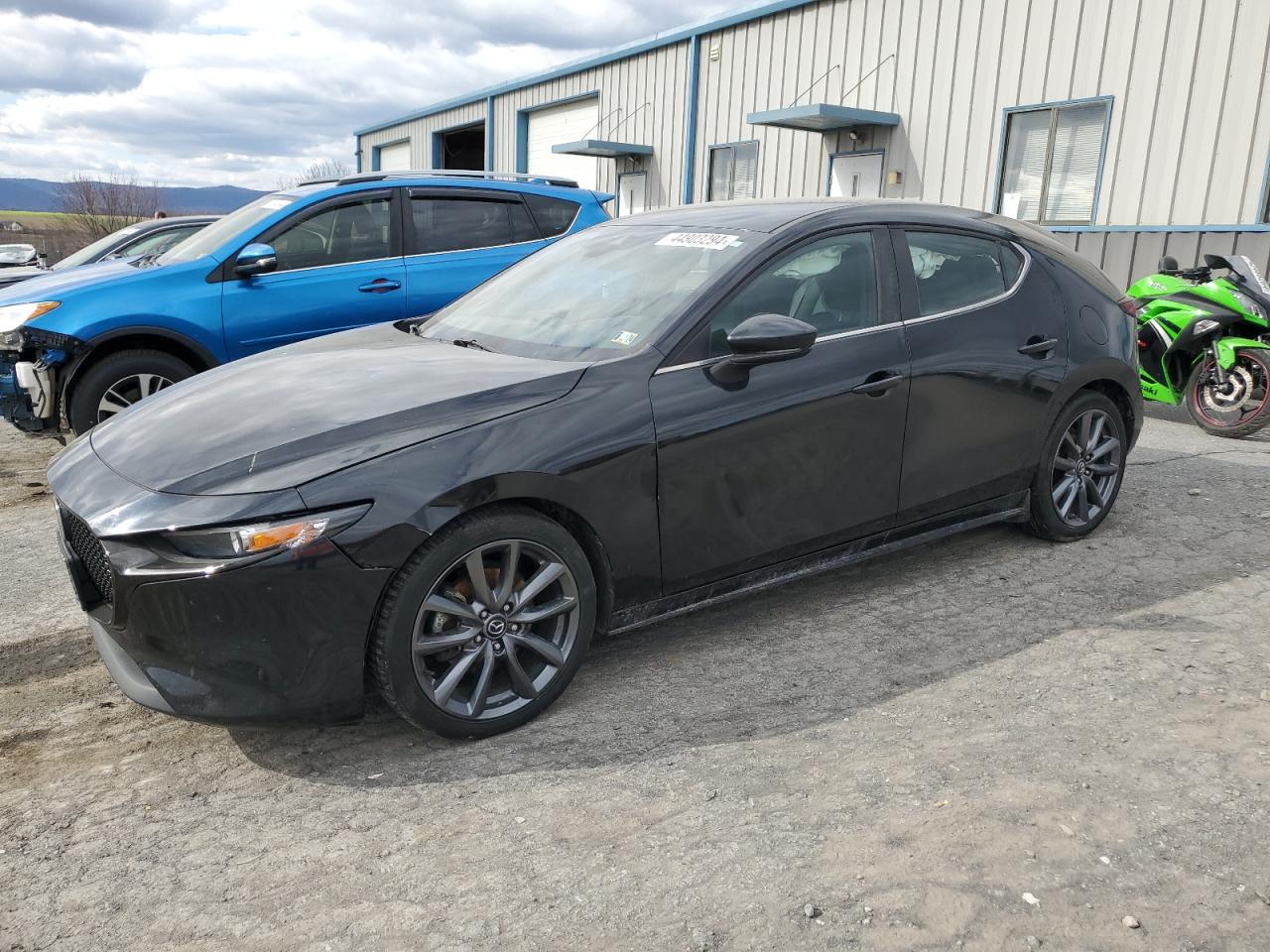 MAZDA 3 2019 jm1bpbjm6k1136874