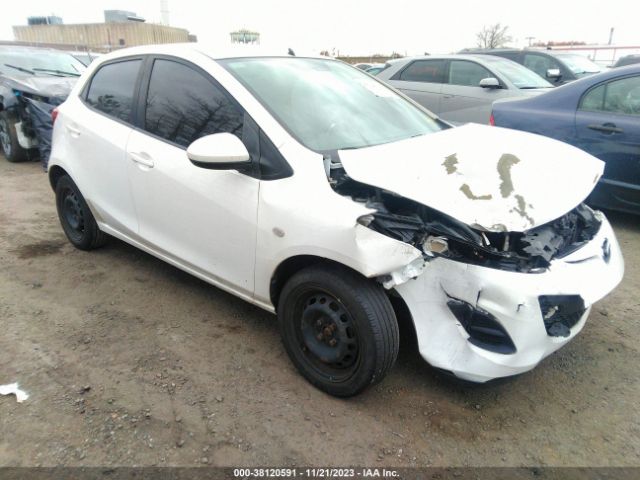 MAZDA MAZDA2 2014 jm1de1kz0e0173075