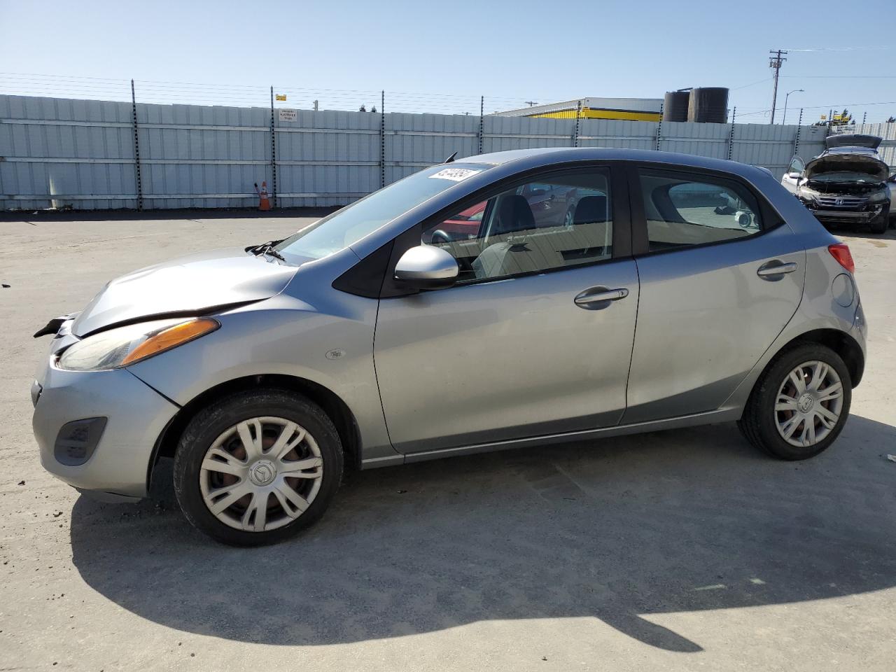 MAZDA 2 2014 jm1de1kzxe0174136